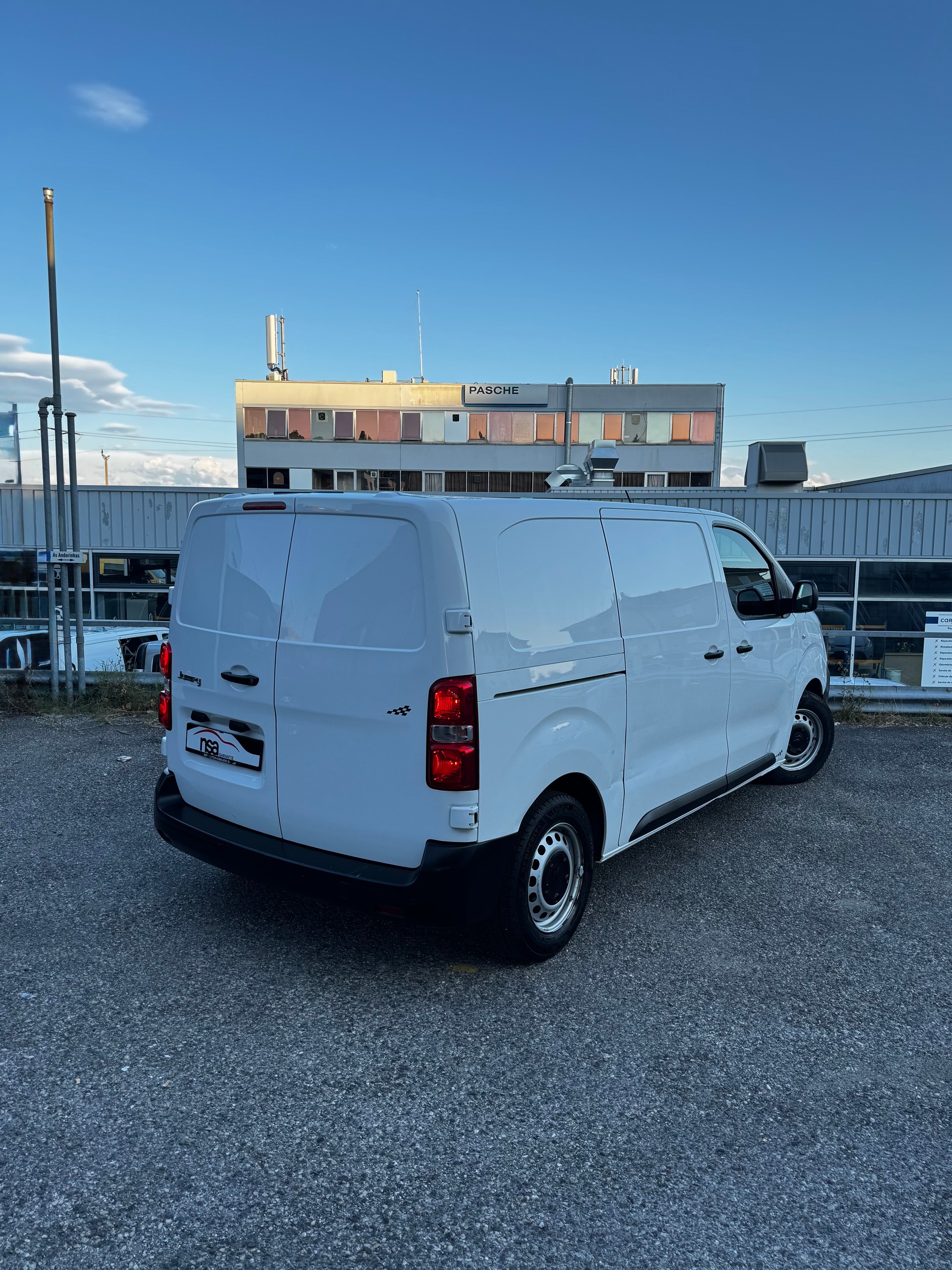 CITROEN Jumpy 1.5 BlueHDi 100 M Club BVM6-image-1