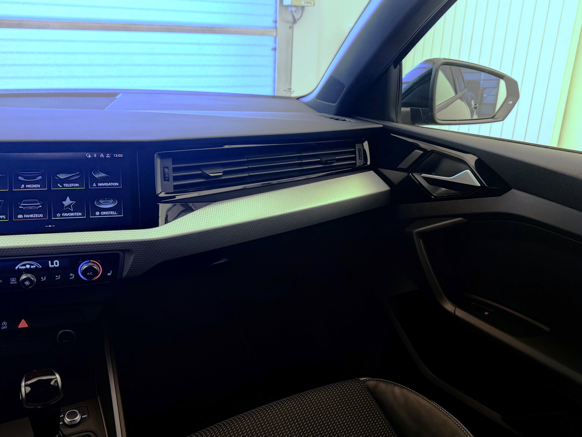 AUDI A1 Sportback 40 TFSI S Line S-tronic-image-14