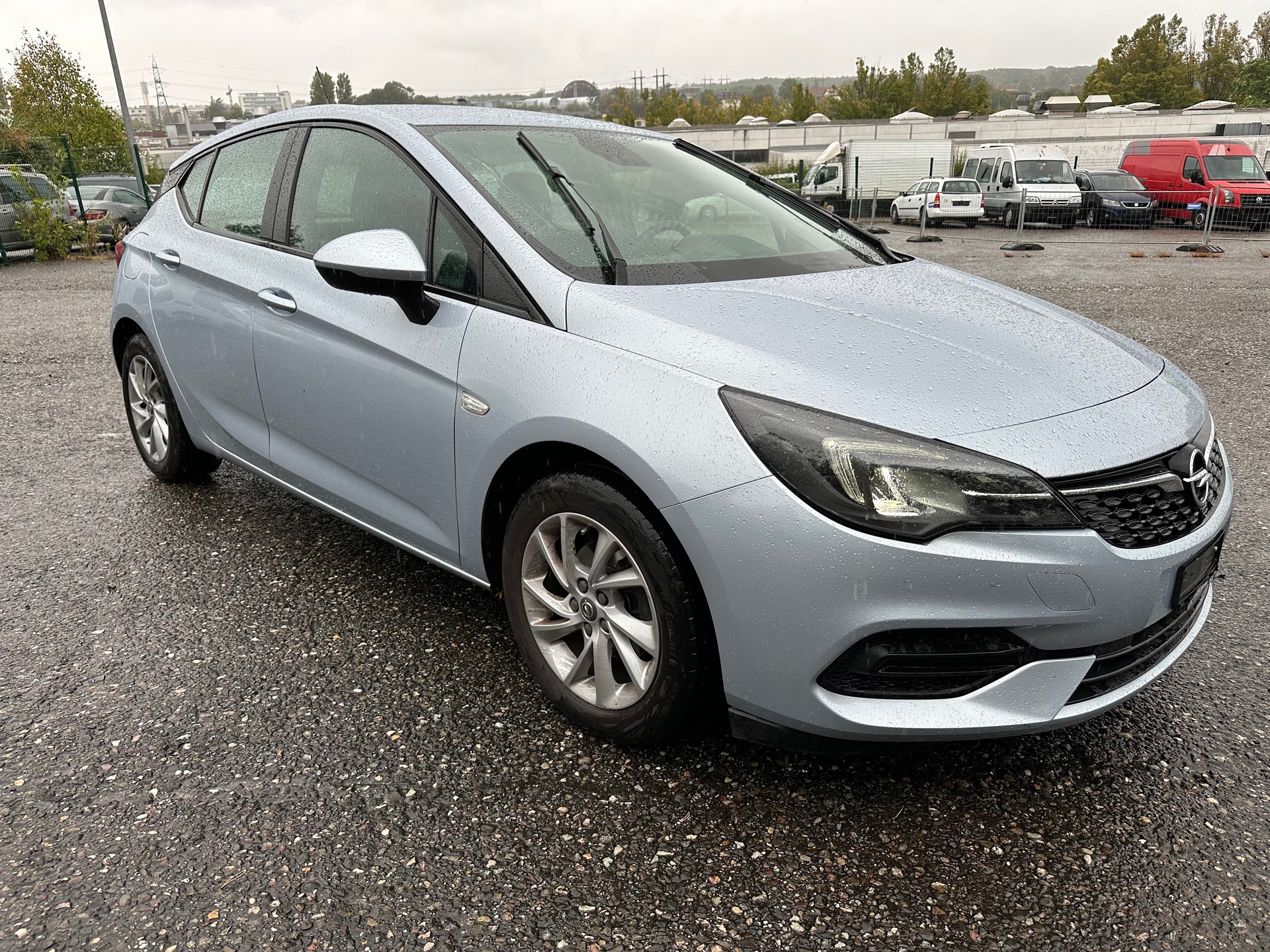 OPEL Astra 1.2i Turbo GS-Line-image-3