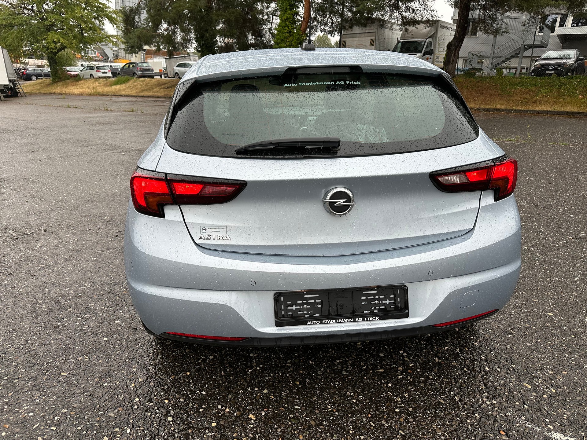 OPEL Astra 1.2i Turbo GS-Line-image-2