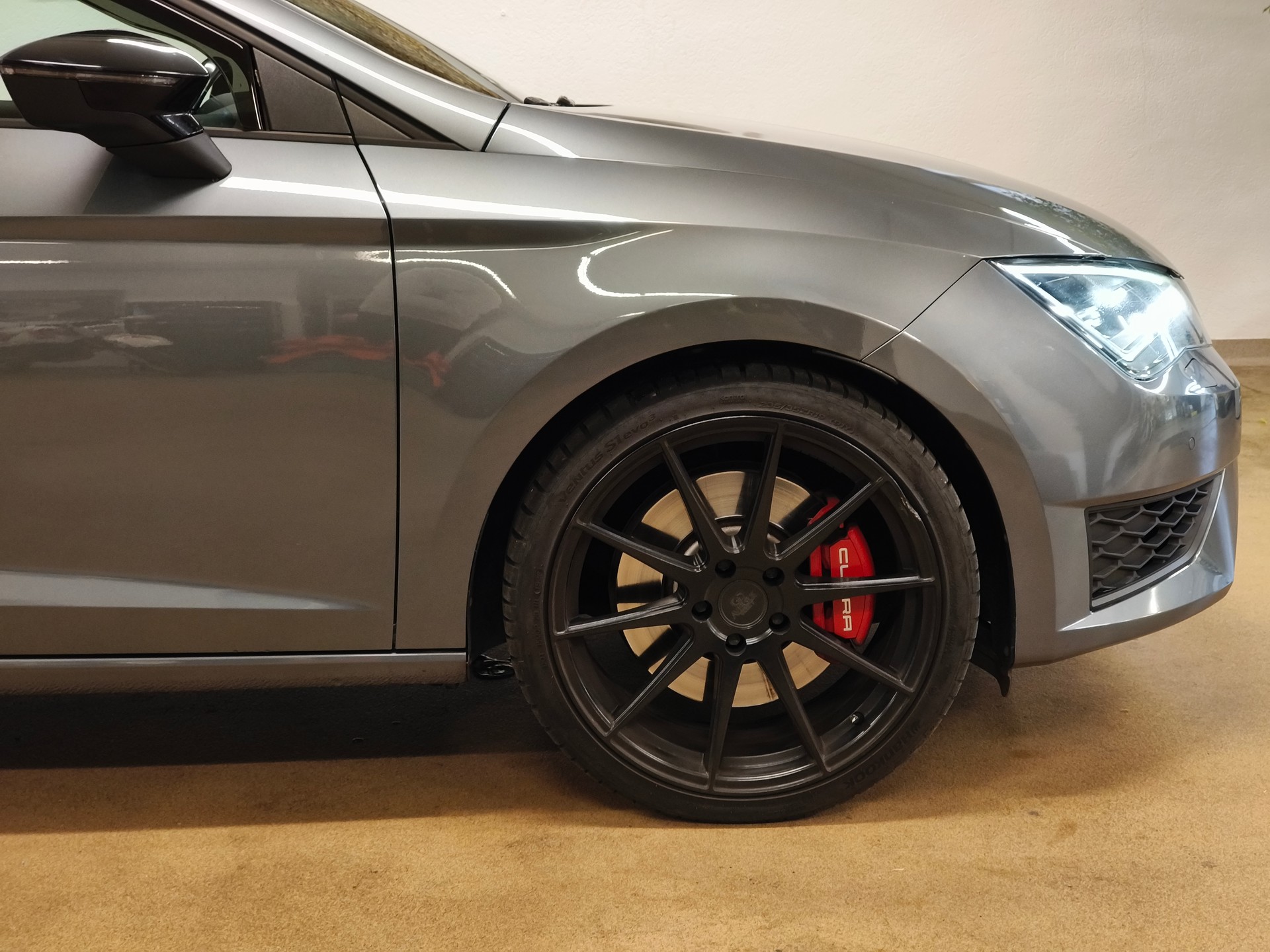 SEAT Leon 2.0 TSI Cupra 280 DSG-image-9