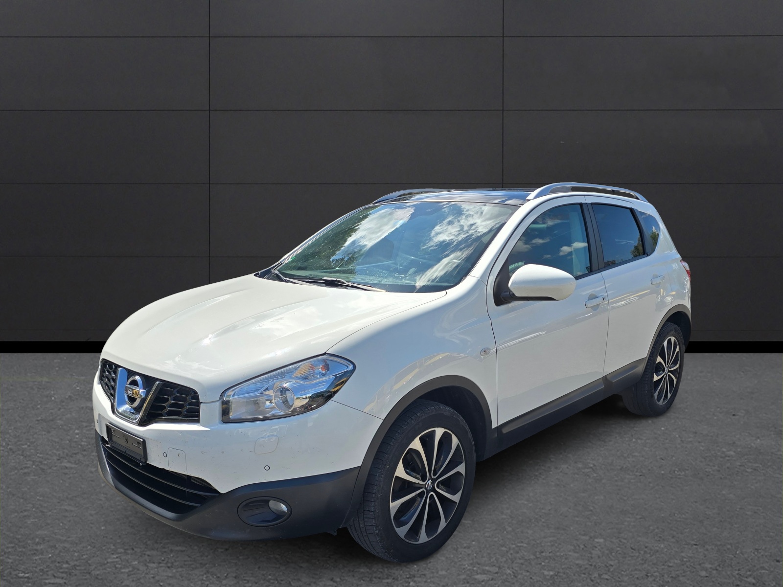 NISSAN Qashqai 2.0 dCi 4WD acenta Automatic-image-0