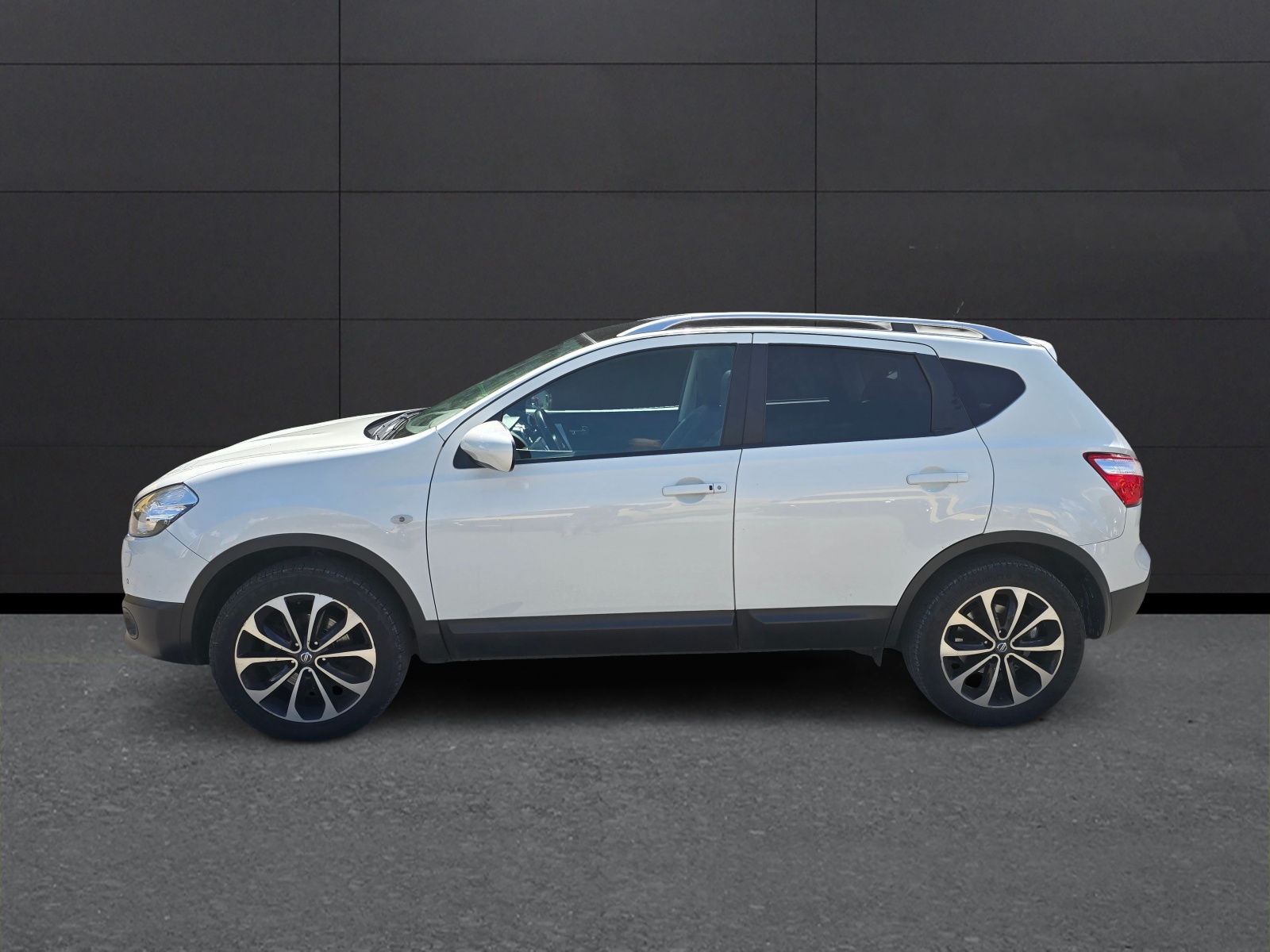 NISSAN Qashqai 2.0 dCi 4WD acenta Automatic-image-4