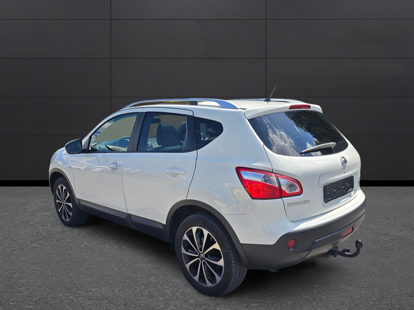 NISSAN Qashqai 2.0 dCi 4WD acenta Automatic-image-6