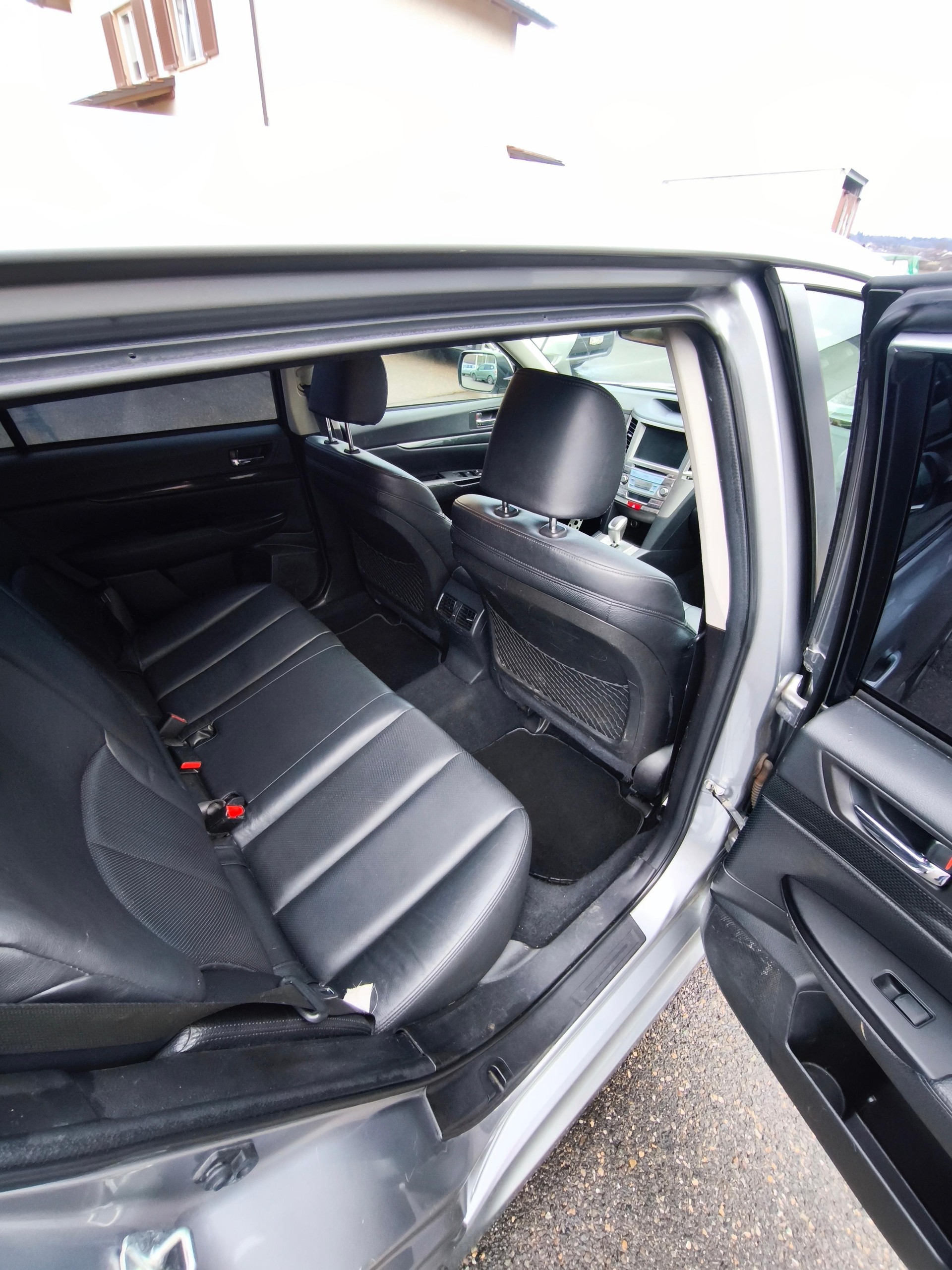 SUBARU Legacy Station 2.5 GT Executive S-image-13