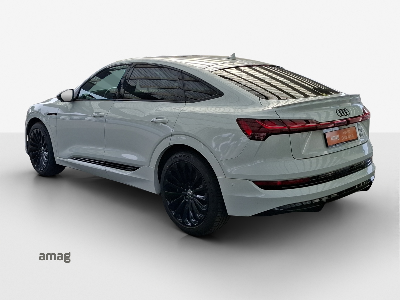 AUDI e-tron 50 Sportback S Line Attraction quattro-image-2