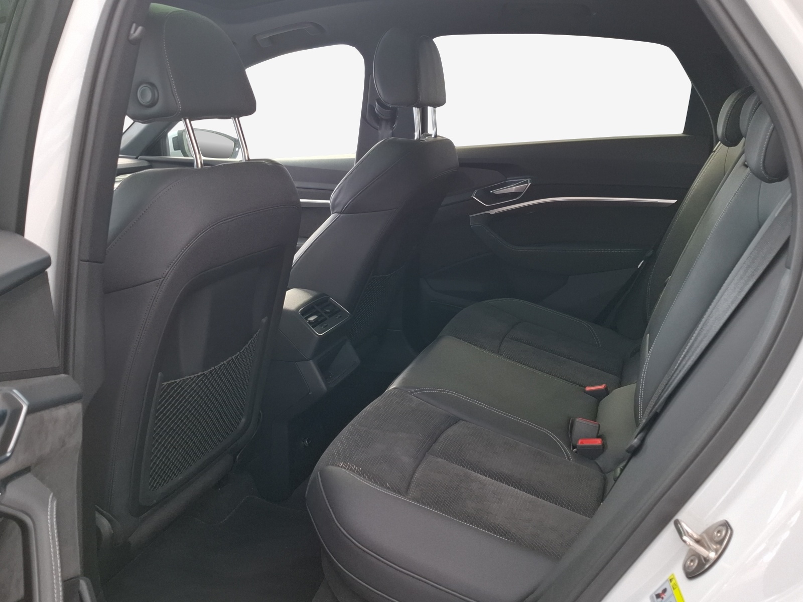 AUDI e-tron 50 Sportback S Line Attraction quattro-image-11