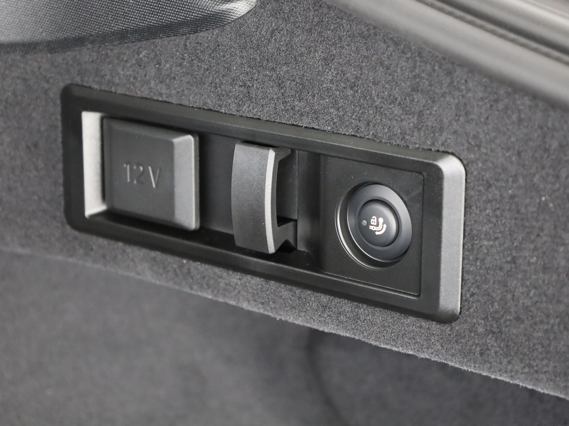BMW M440i xDrive Gran Coupé-image-9