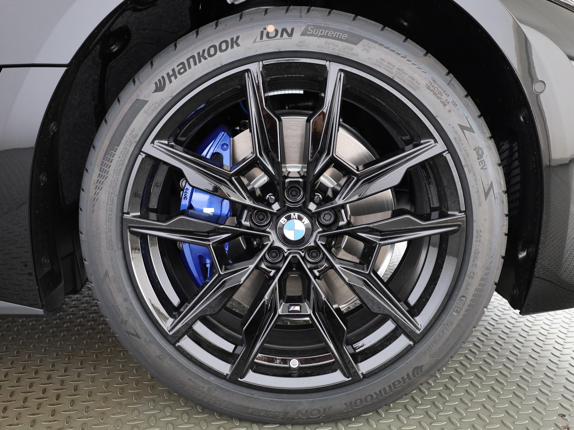 BMW M440i xDrive Gran Coupé-image-23