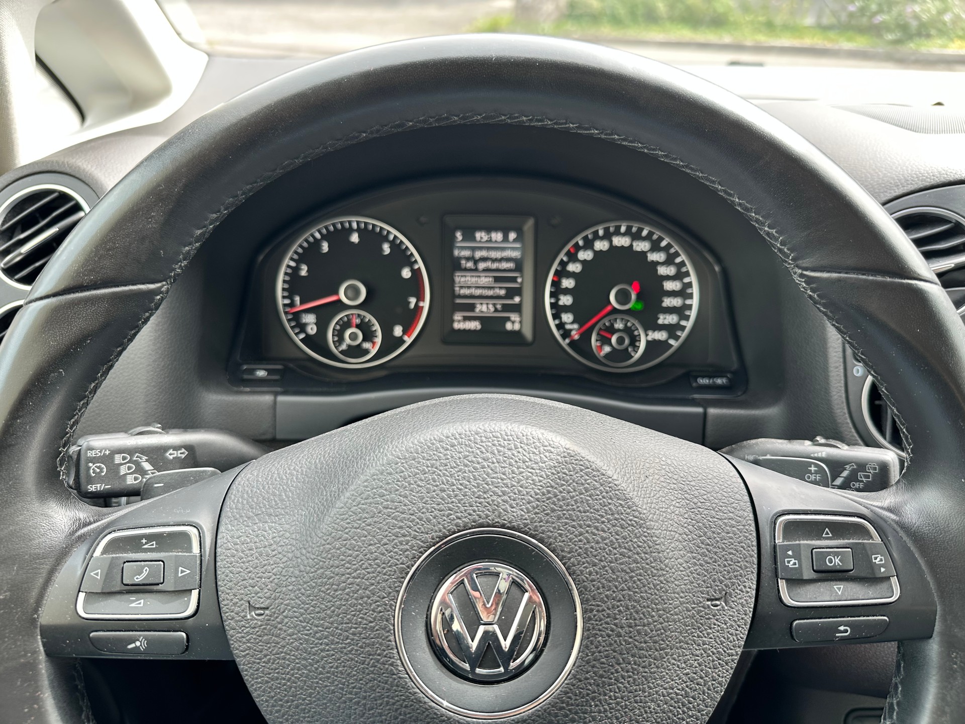 VW Golf Plus 1.4 TSI Comfortline DSG-image-9