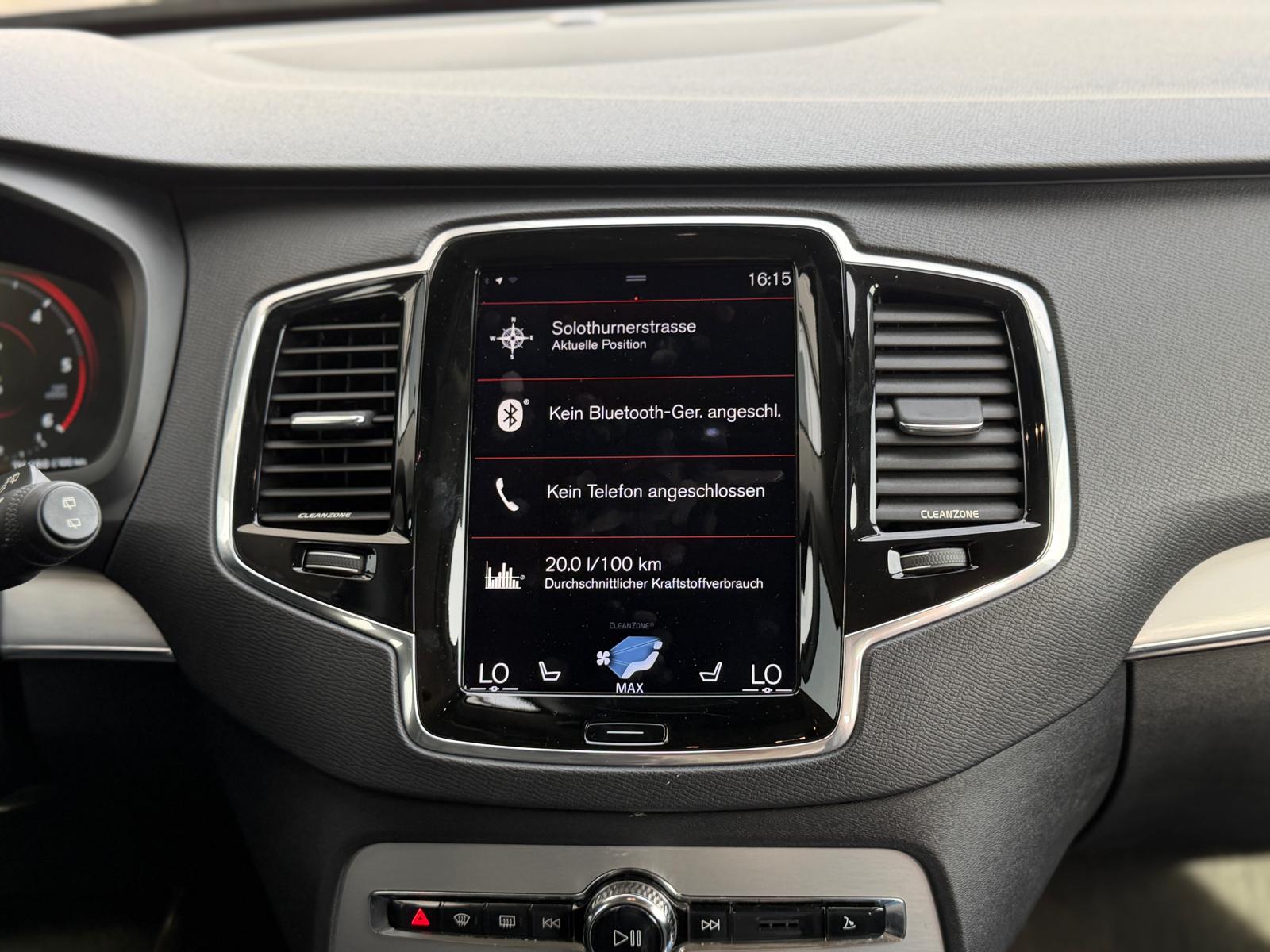 VOLVO XC60 2.4D Momentum Geartronic-image-15