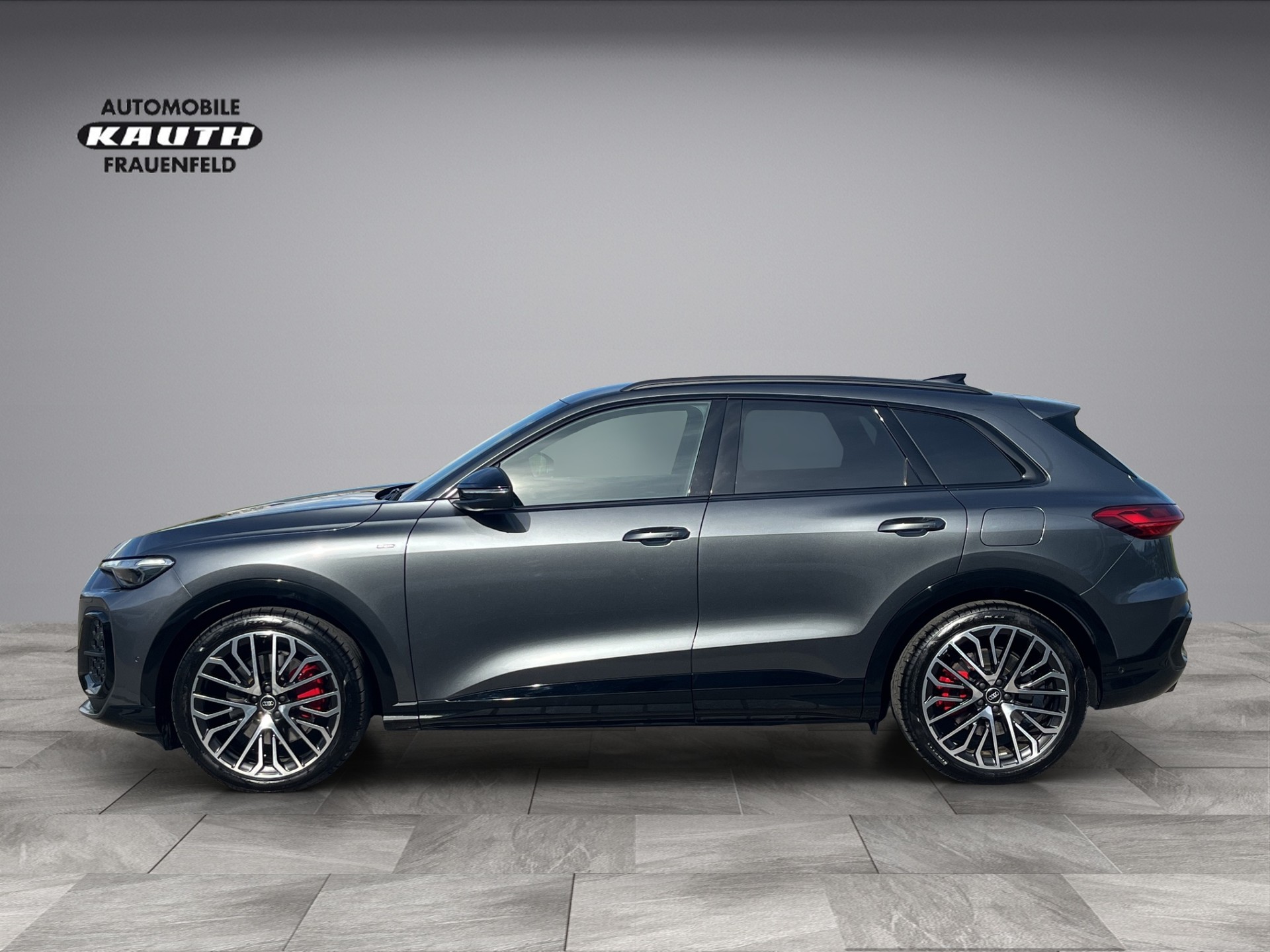 AUDI Q5 e-hybrid quattro 270 kW S-tronic *Luftfederung, Head up, AHK, 360°Kameras, B&O, 5J Garantie*-image-1