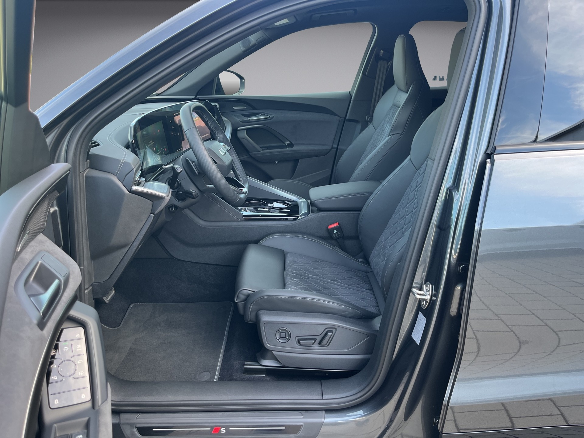 AUDI Q5 e-hybrid quattro 270 kW S-tronic *Luftfederung, Head up, AHK, 360°Kameras, B&O, 5J Garantie*-image-8