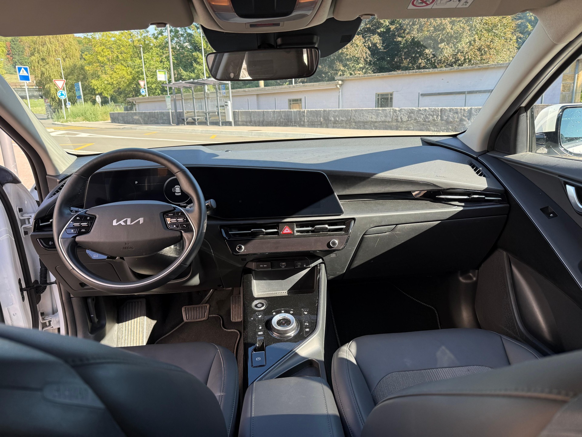 KIA Niro EV Power Edition-image-8