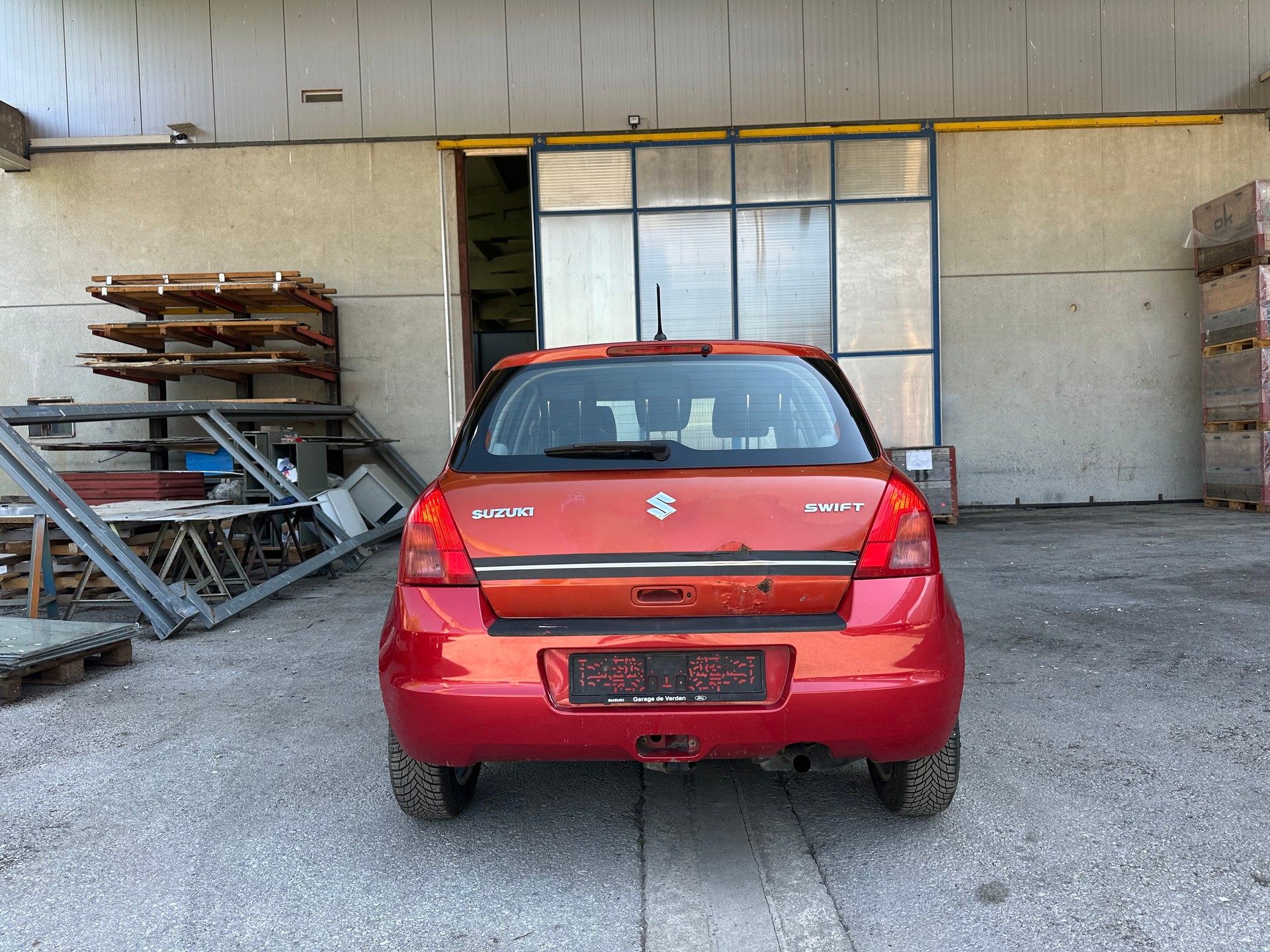 SUZUKI Swift 1.3i 16V GL Top 4x4-image-7