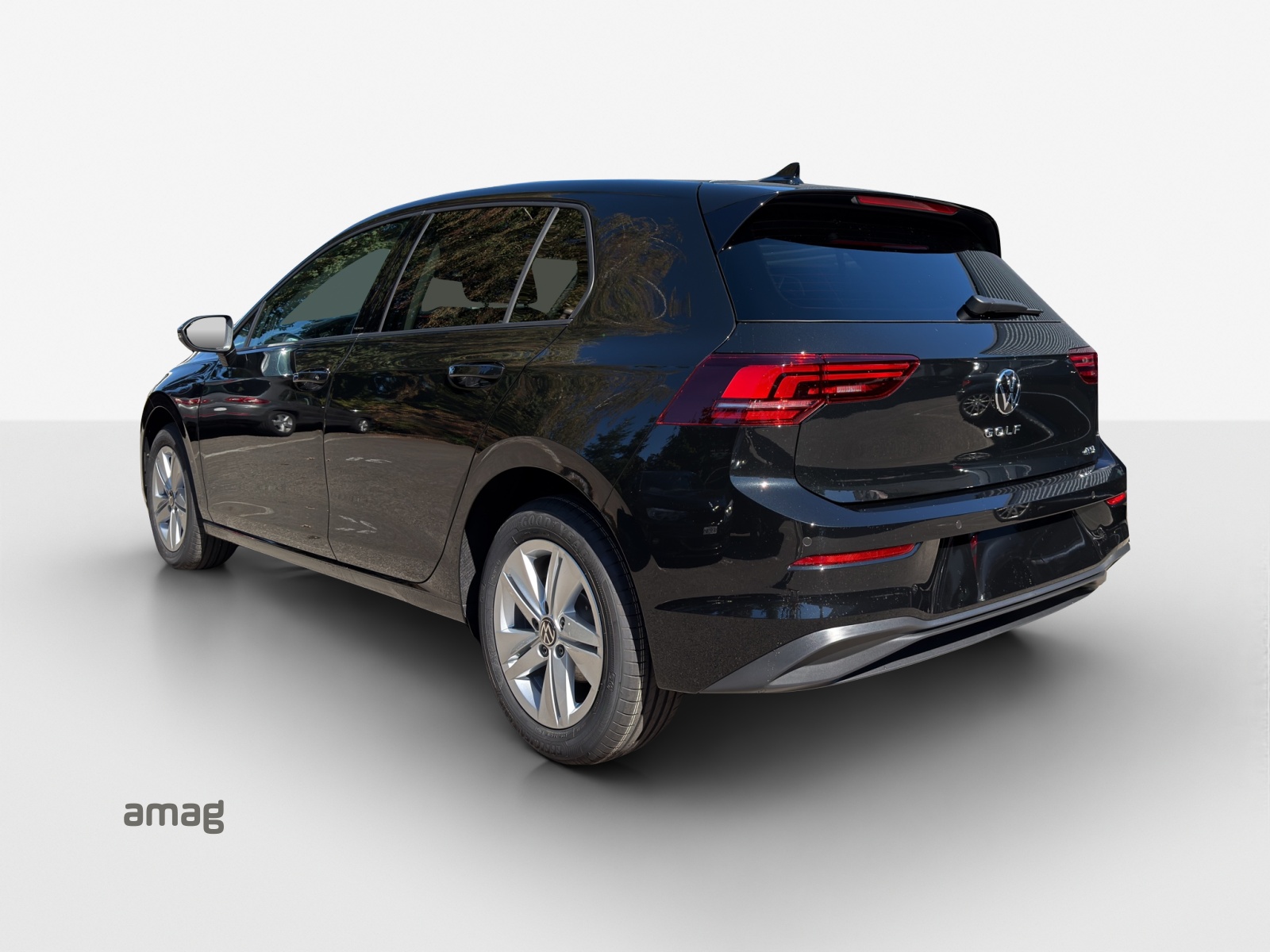 VW Golf 1.5 e TSI mHEV Value DSG-image-2