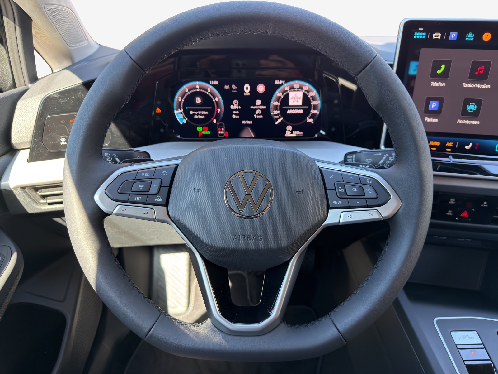 VW Golf 1.5 e TSI mHEV Value DSG-image-9