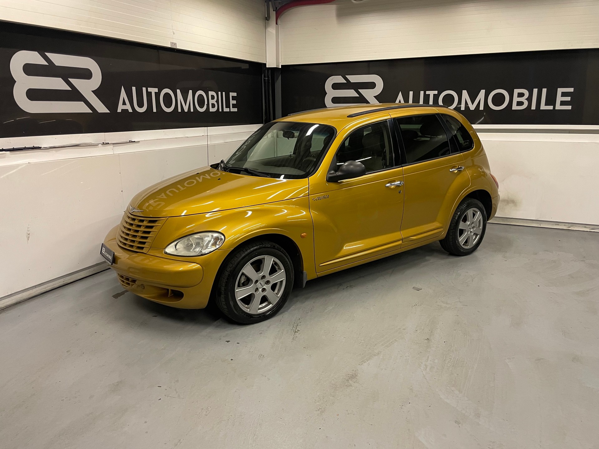 CHRYSLER PT Street Cruiser 2.0