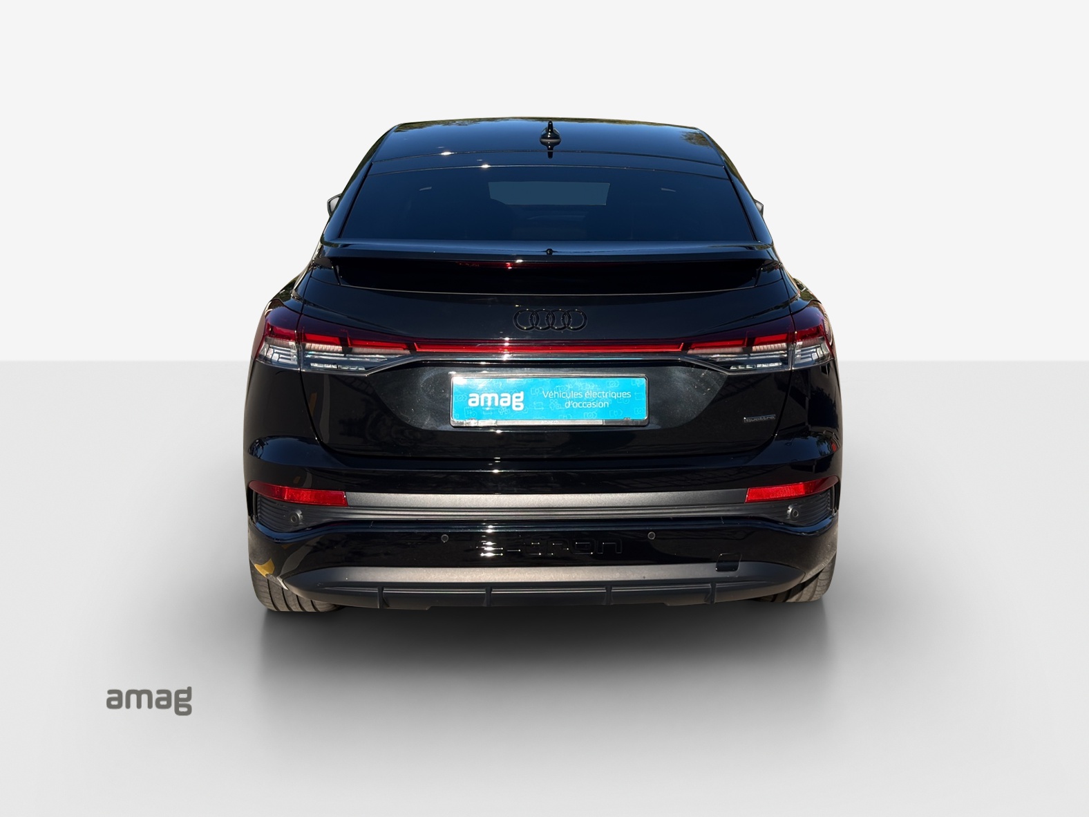 AUDI Q4 Sportback e-tron 45 quattro-image-4