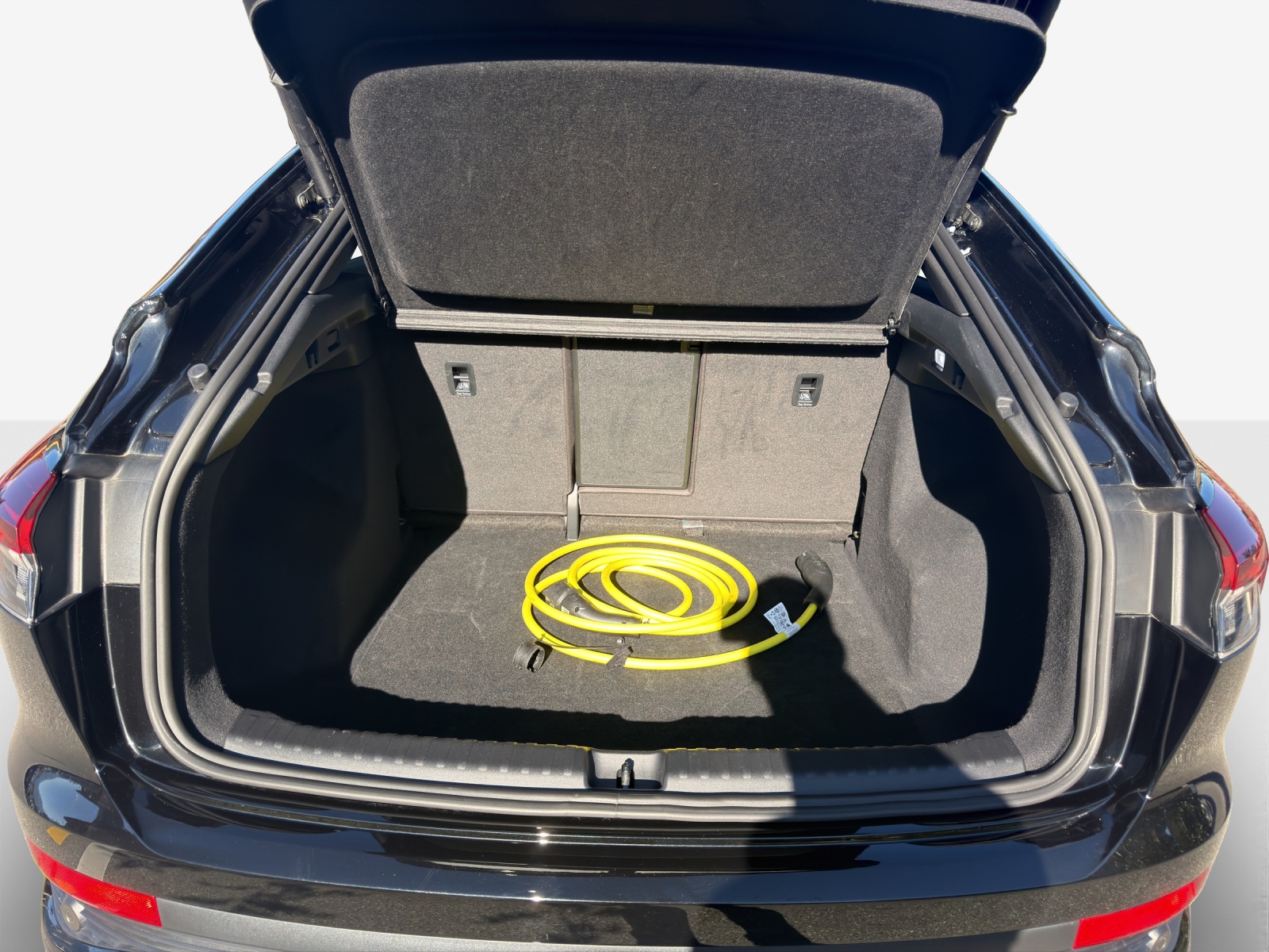 AUDI Q4 Sportback e-tron 45 quattro-image-12
