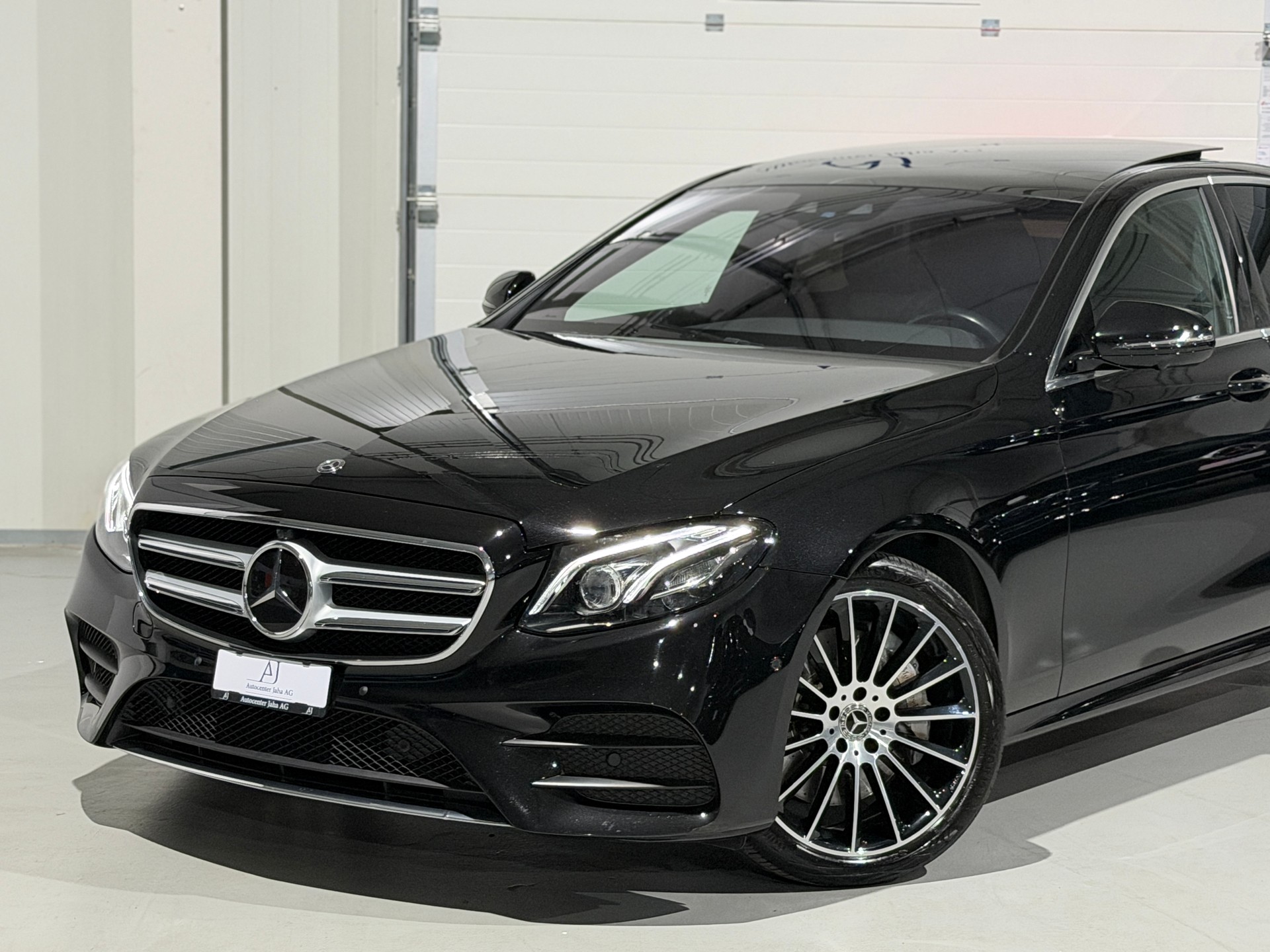 MERCEDES-BENZ E 400 d 4Matic AMG Line 9G-Tronic-image-1