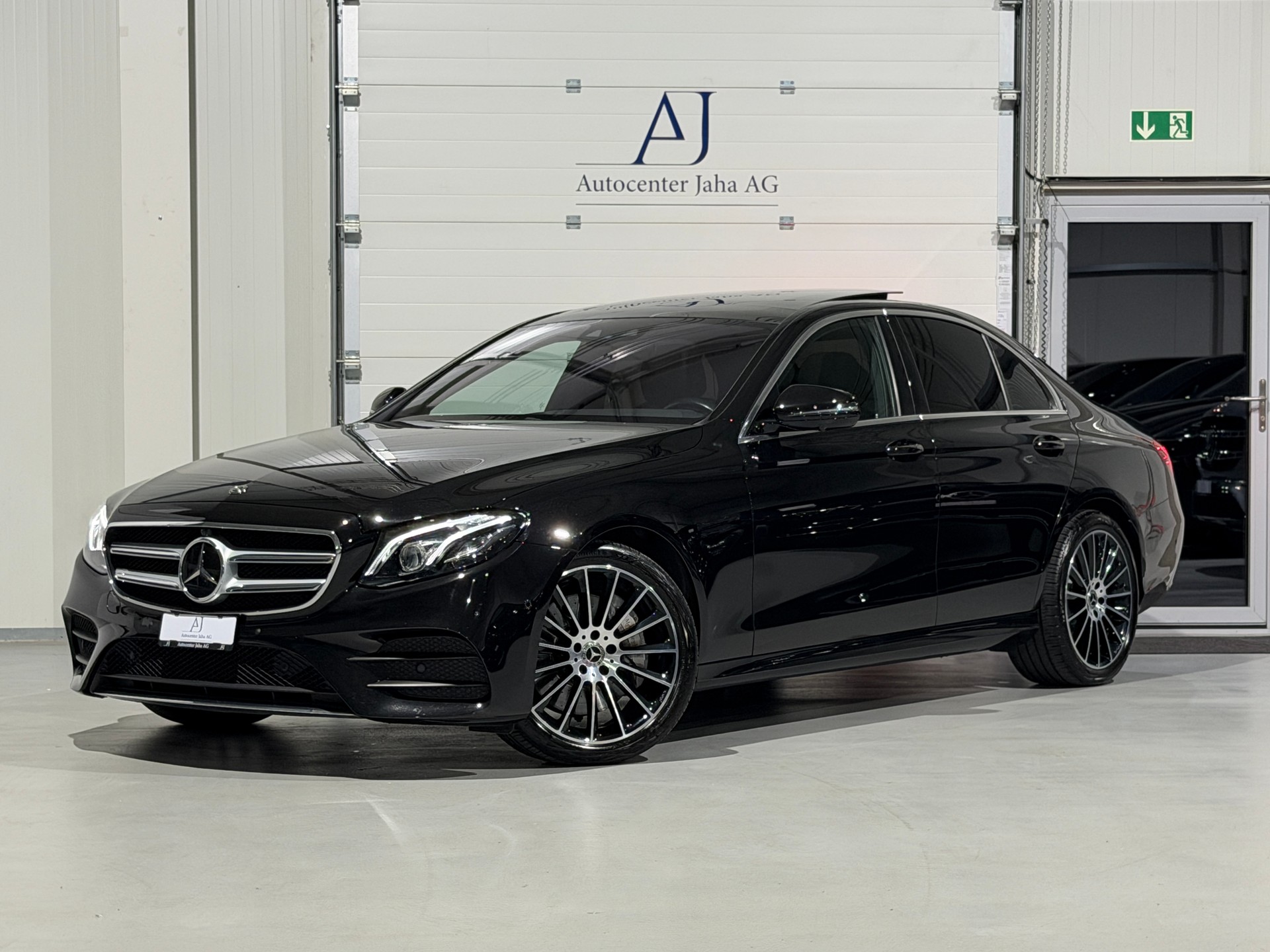 MERCEDES-BENZ E 400 d 4Matic AMG Line 9G-Tronic-image-0