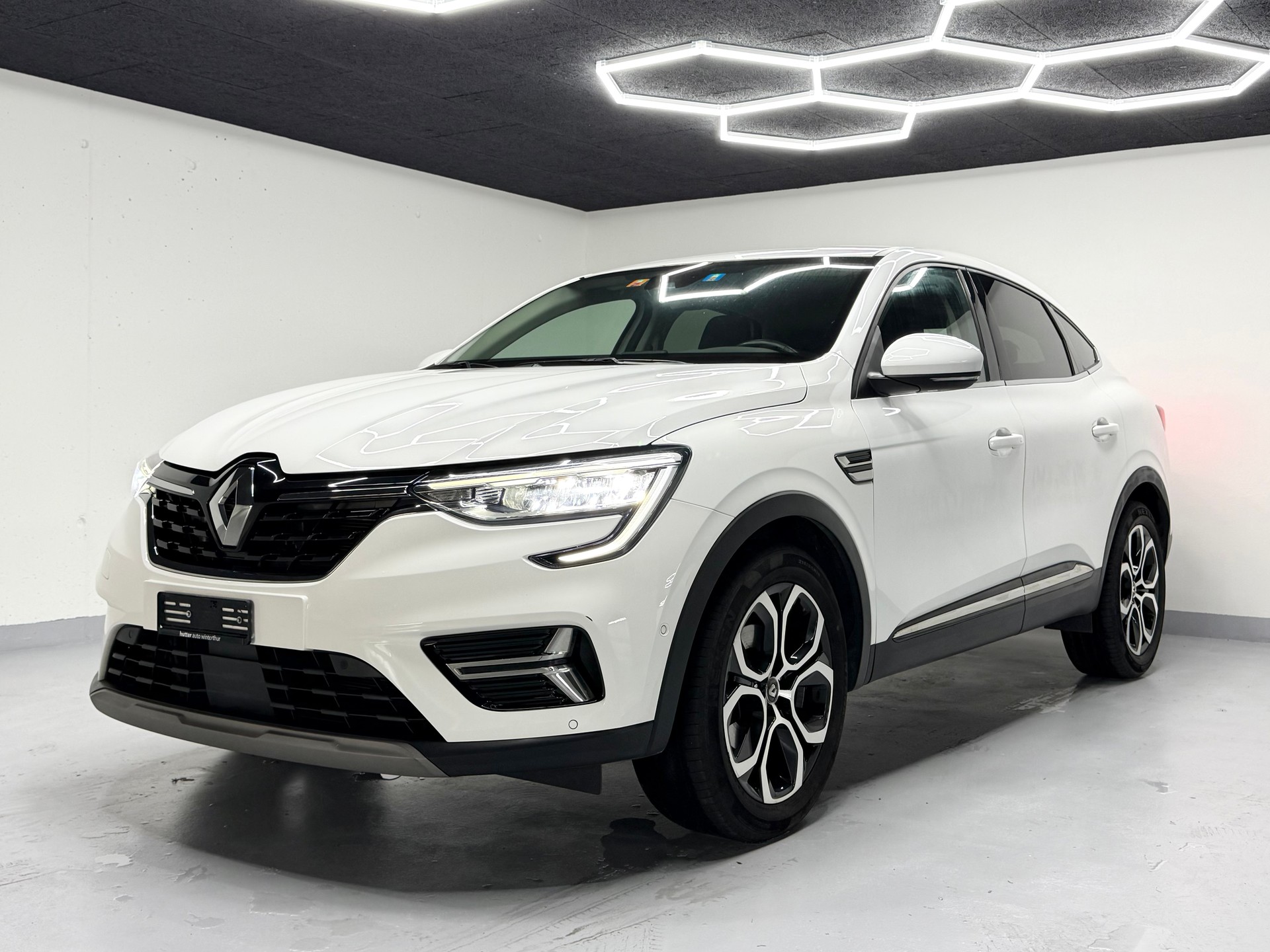 RENAULT Arkana 1.6 E-Tech Intens-image-0