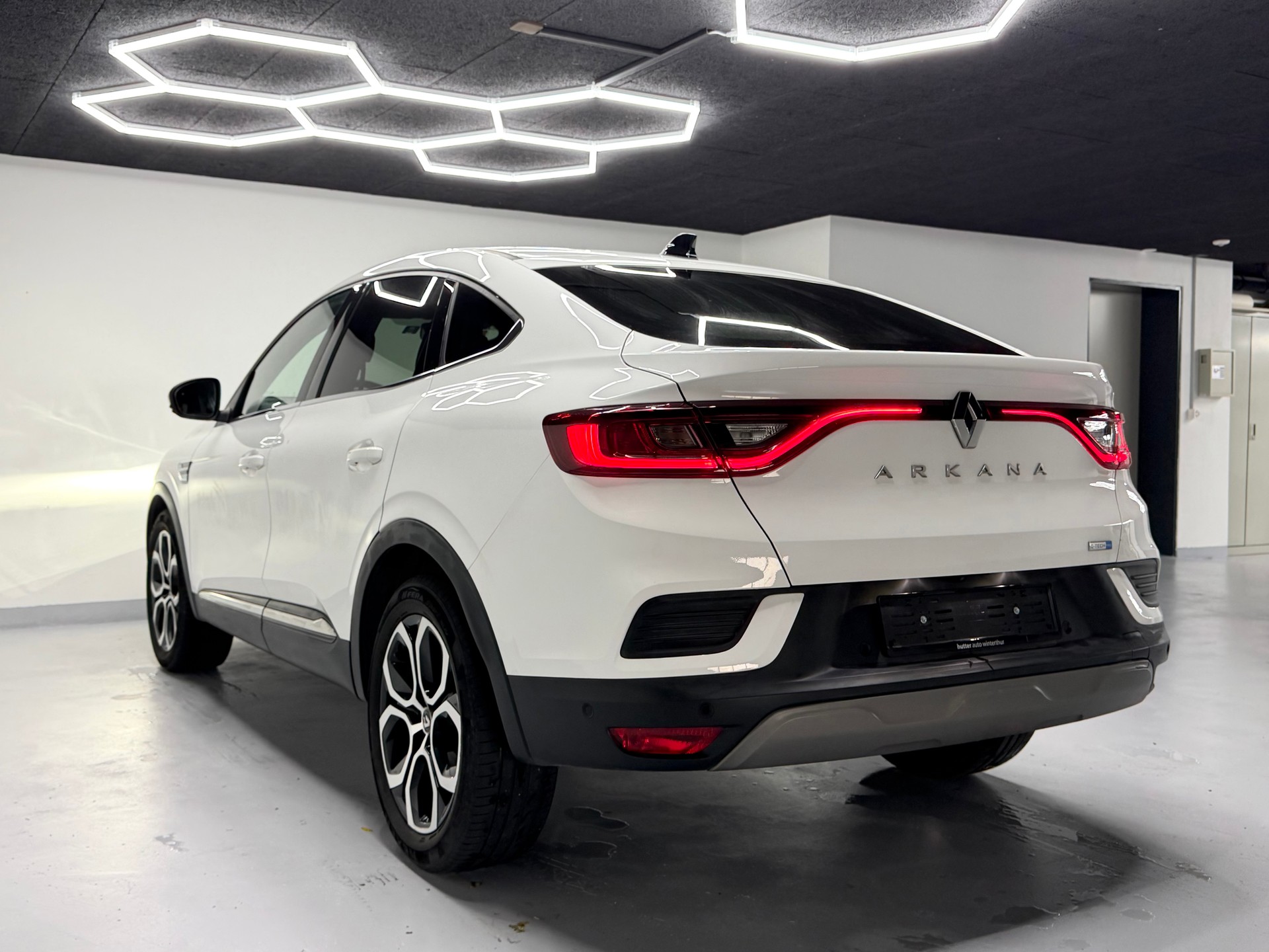 RENAULT Arkana 1.6 E-Tech Intens-image-6