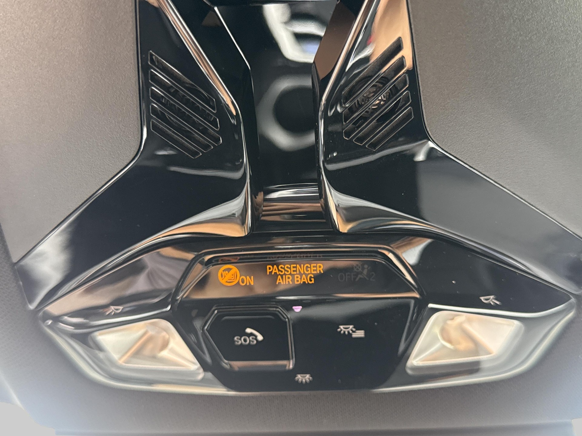 BMW iX1 xDrive 30 M Sport-image-20