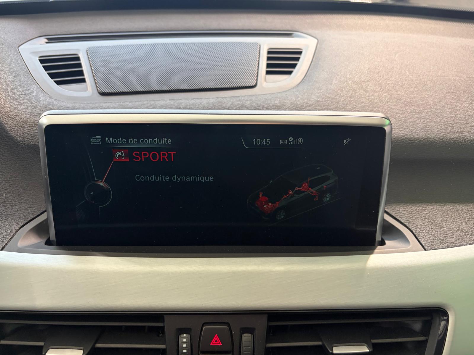 BMW X1 xDrive 25d M Sport Steptronic - Toit ouvrant - Caméra de recul-image-22