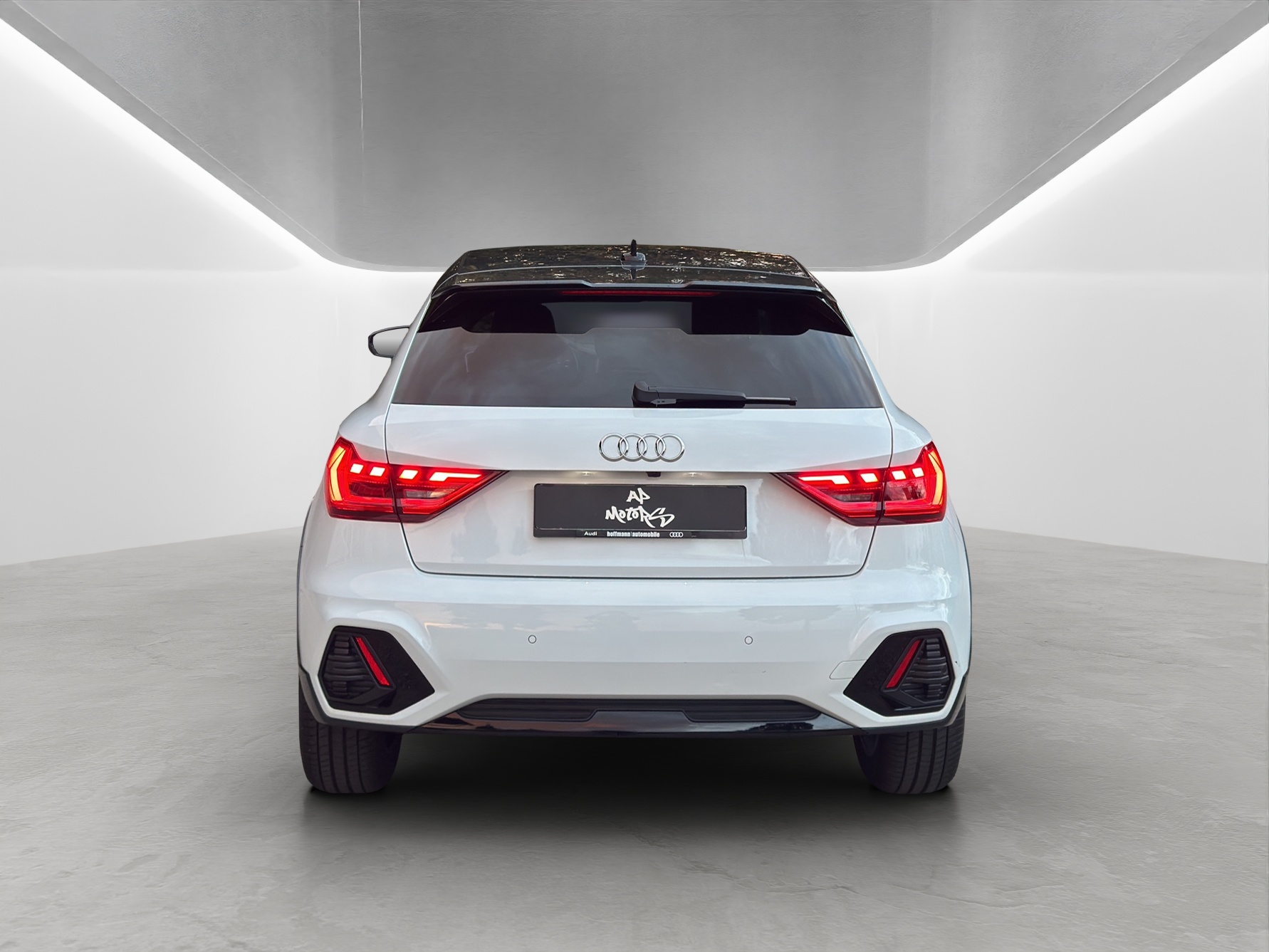 AUDI A1 City Carver 30 TFSI Attraction S-tronic-image-5