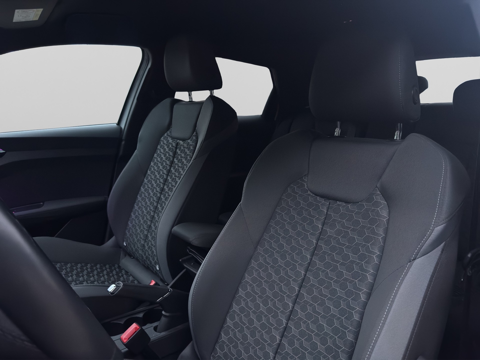 AUDI A1 City Carver 30 TFSI Attraction S-tronic-image-11