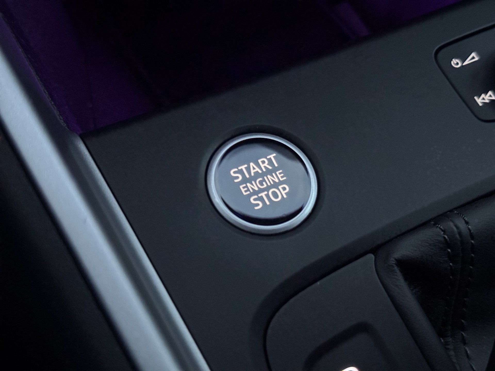 AUDI A1 City Carver 30 TFSI Attraction S-tronic-image-15