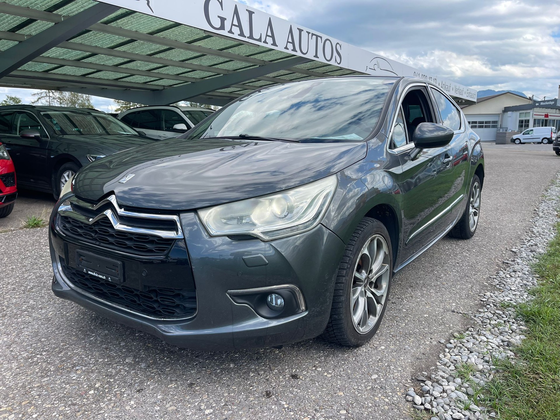 DS AUTOMOBILES DS4 2.0 HDi Sport Chic Automatic-image-0