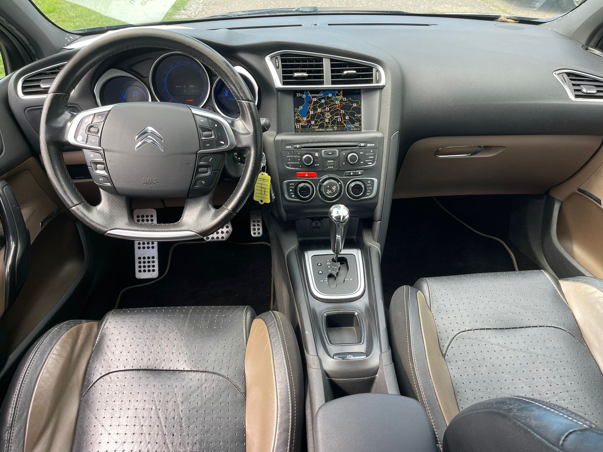 DS AUTOMOBILES DS4 2.0 HDi Sport Chic Automatic-image-7
