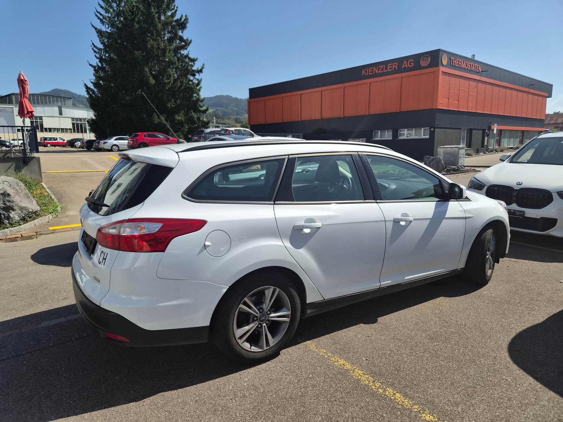 FORD Focus 1.0 SCTi Trend-image-2