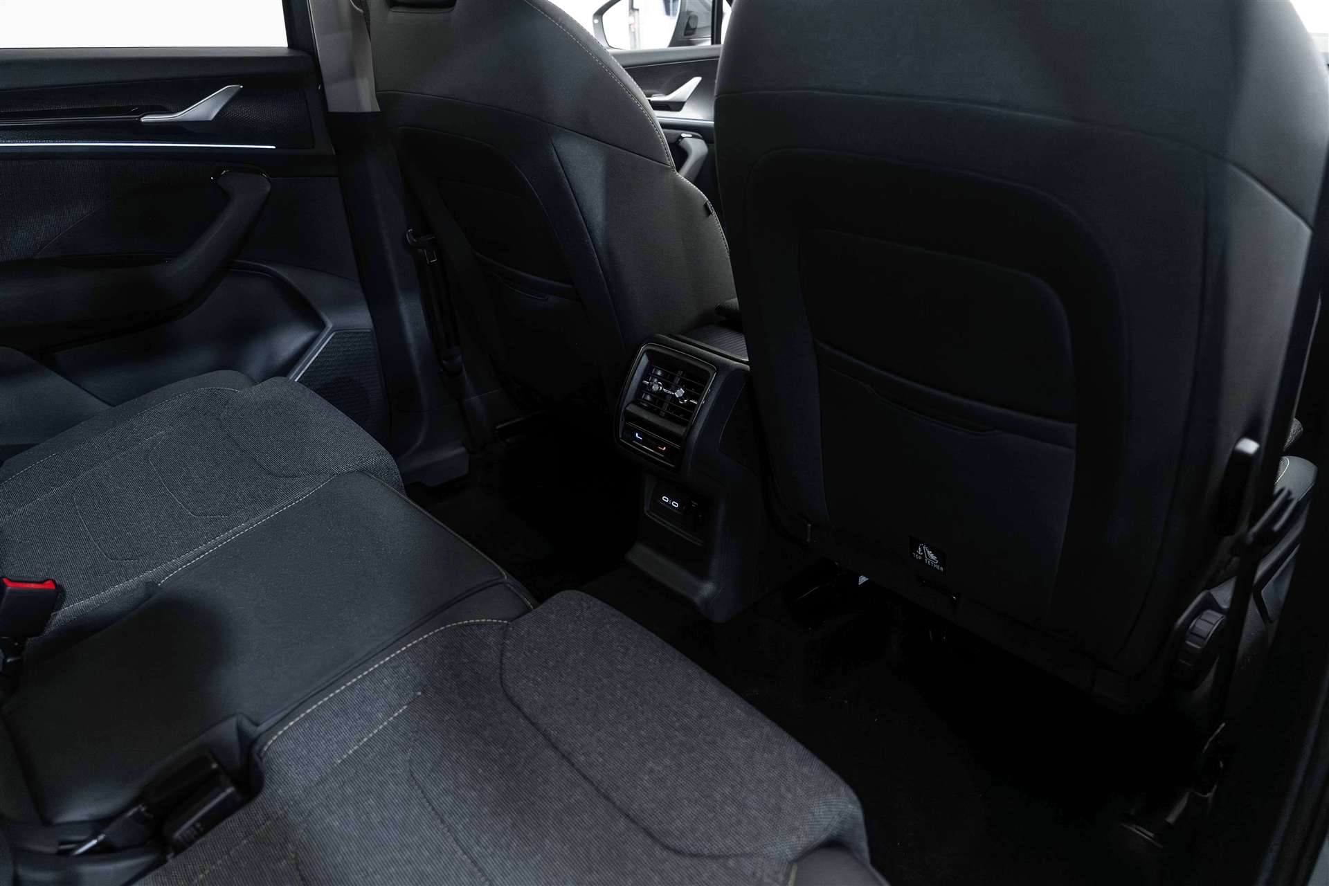 SKODA SKODA Kodiaq 2.0 TDI Selection 4x4 7-Plätzer-image-13