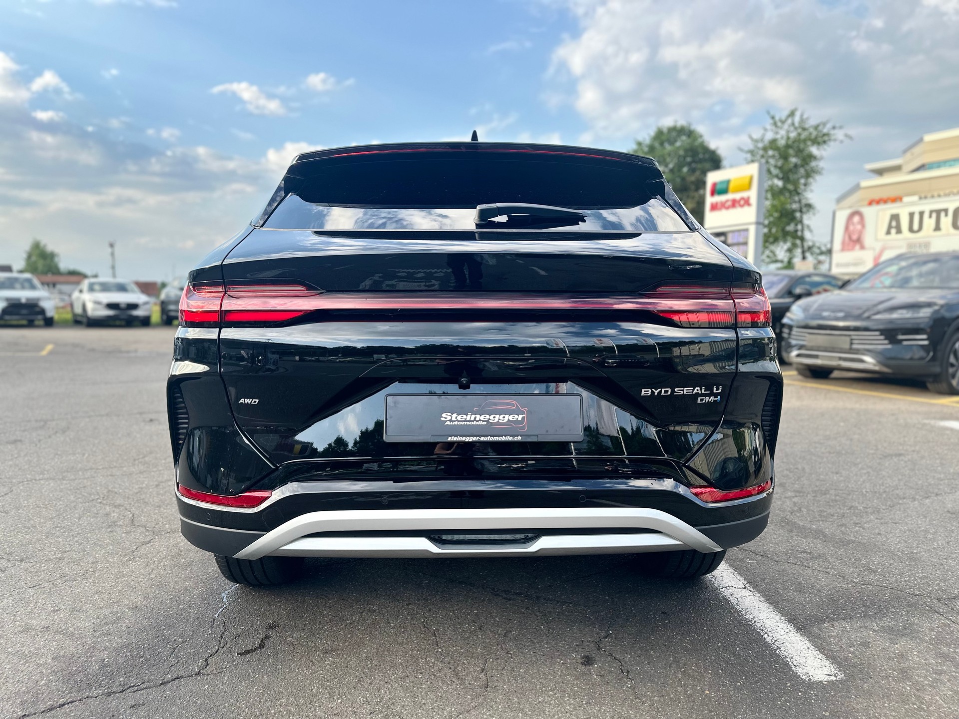 BYD Seal U DM-i Design AWD-image-9