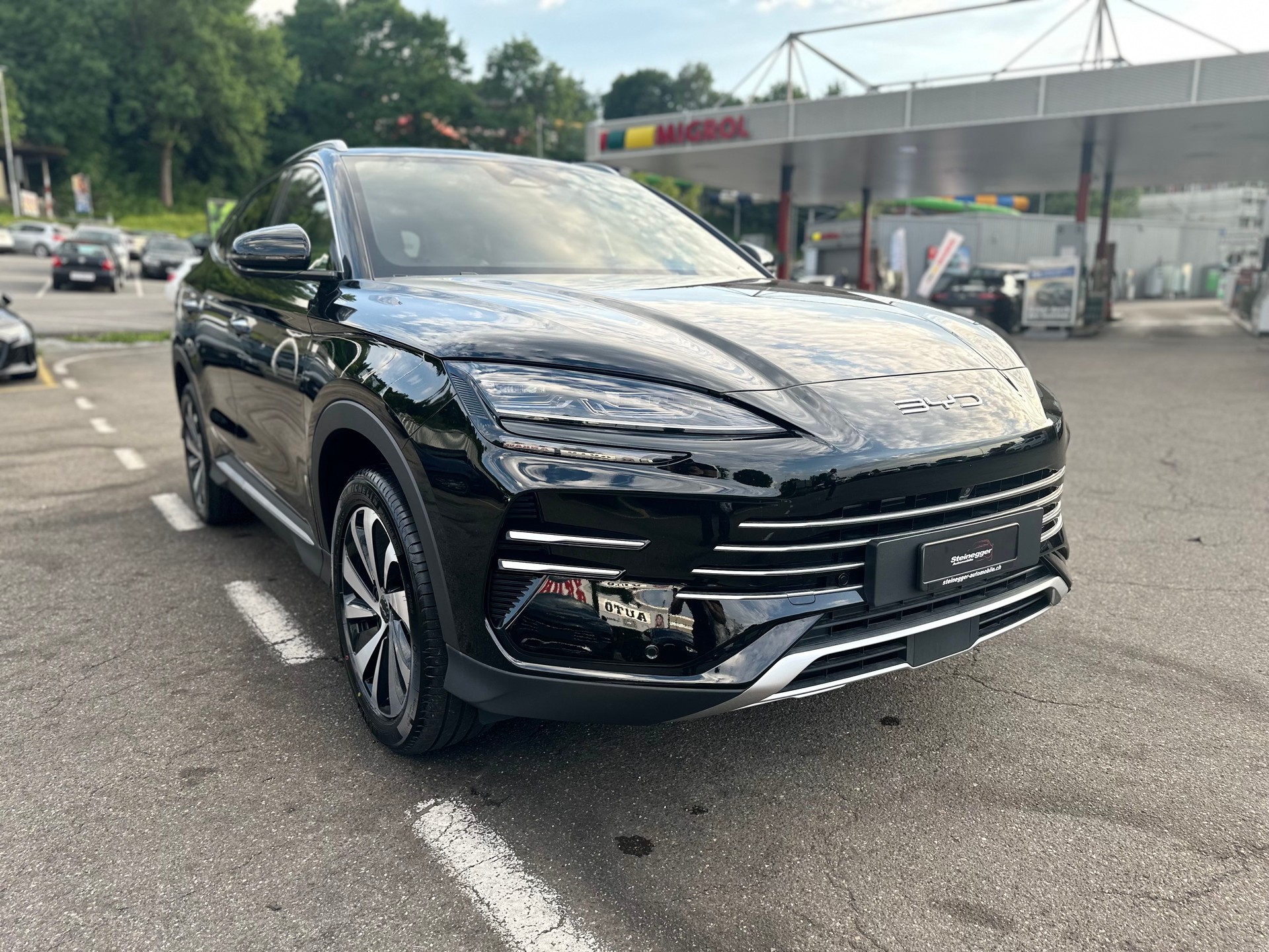 BYD Seal U DM-i Design AWD-image-0