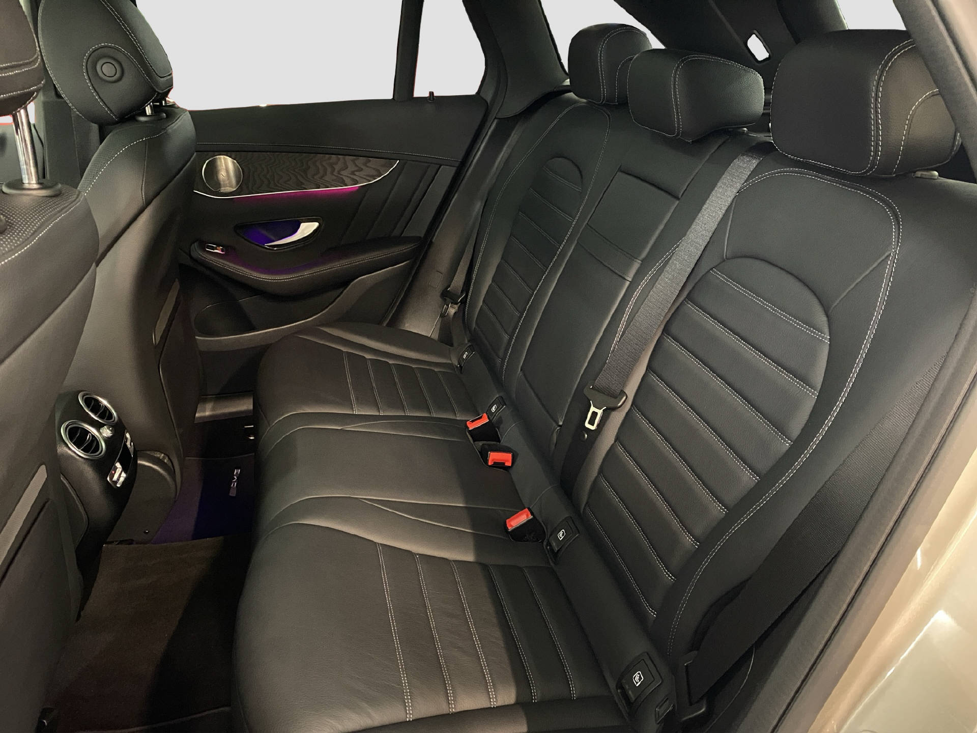 MERCEDES-BENZ GLC 220 d AMG Line 4MATIC-image-13
