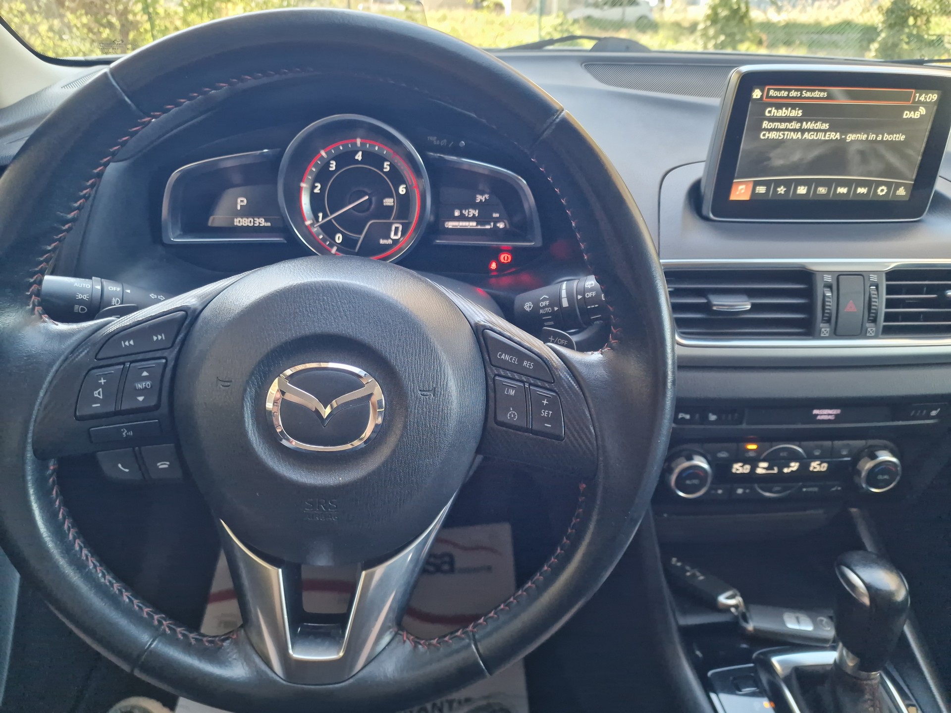 MAZDA 3 1.5 16V CD Revolution Activematic-image-9