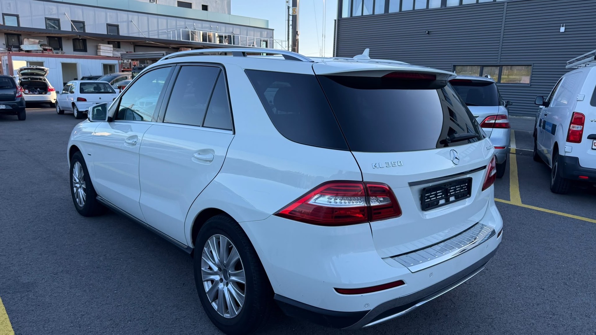 MERCEDES-BENZ ML 350 BlueTEC 4Matic 7G-Tronic-image-5
