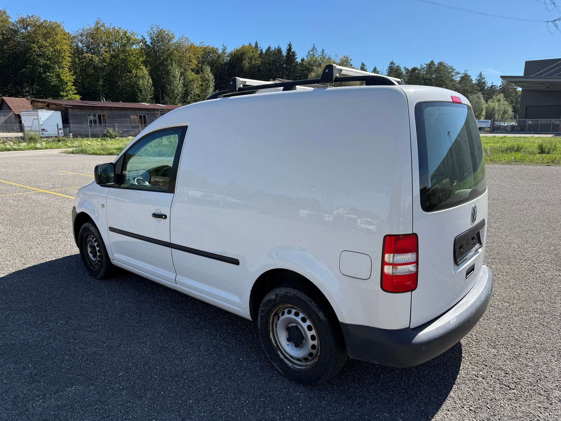 VW Caddy 1.6 TDI-image-4