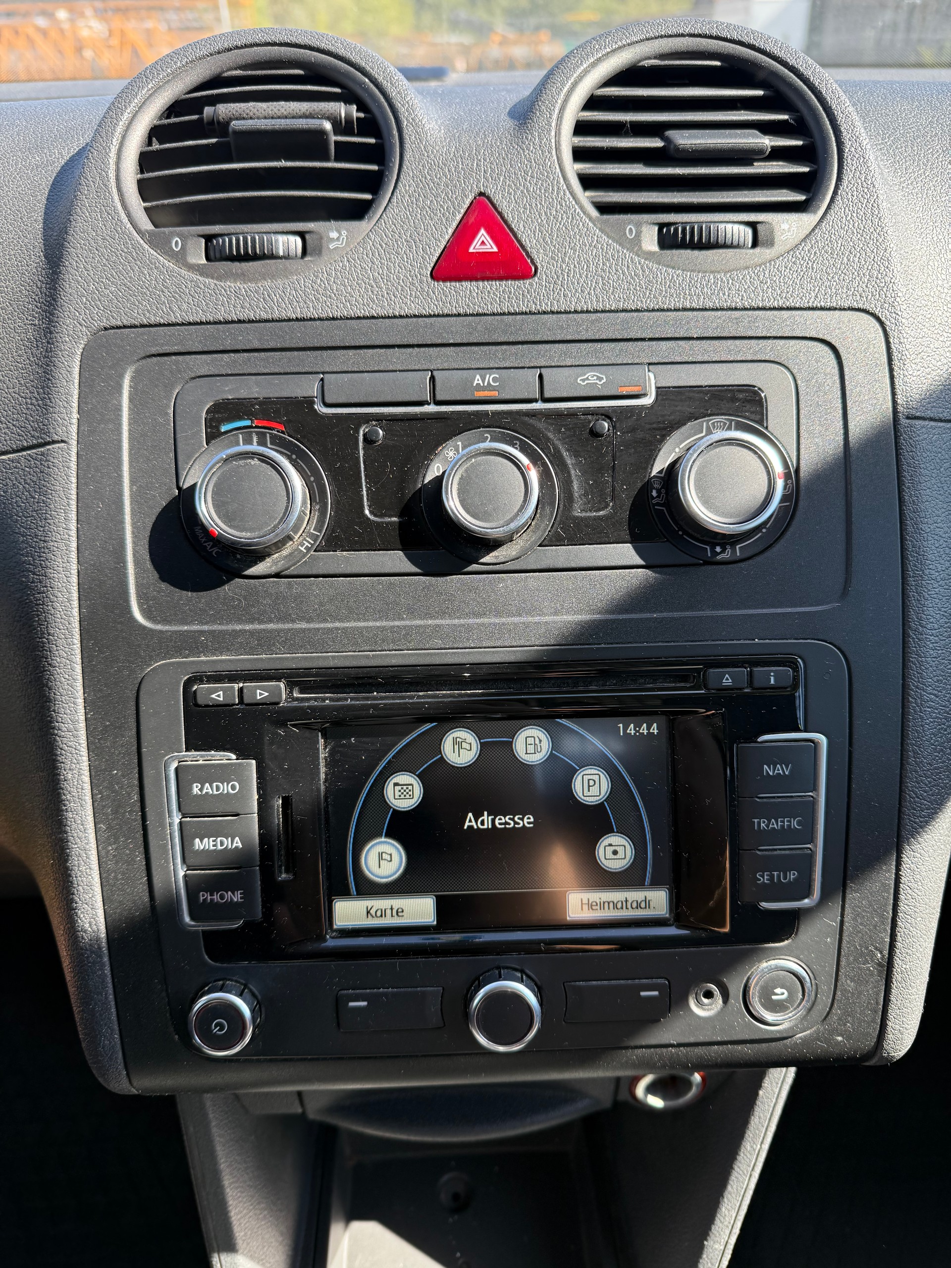 VW Caddy 1.6 TDI-image-10