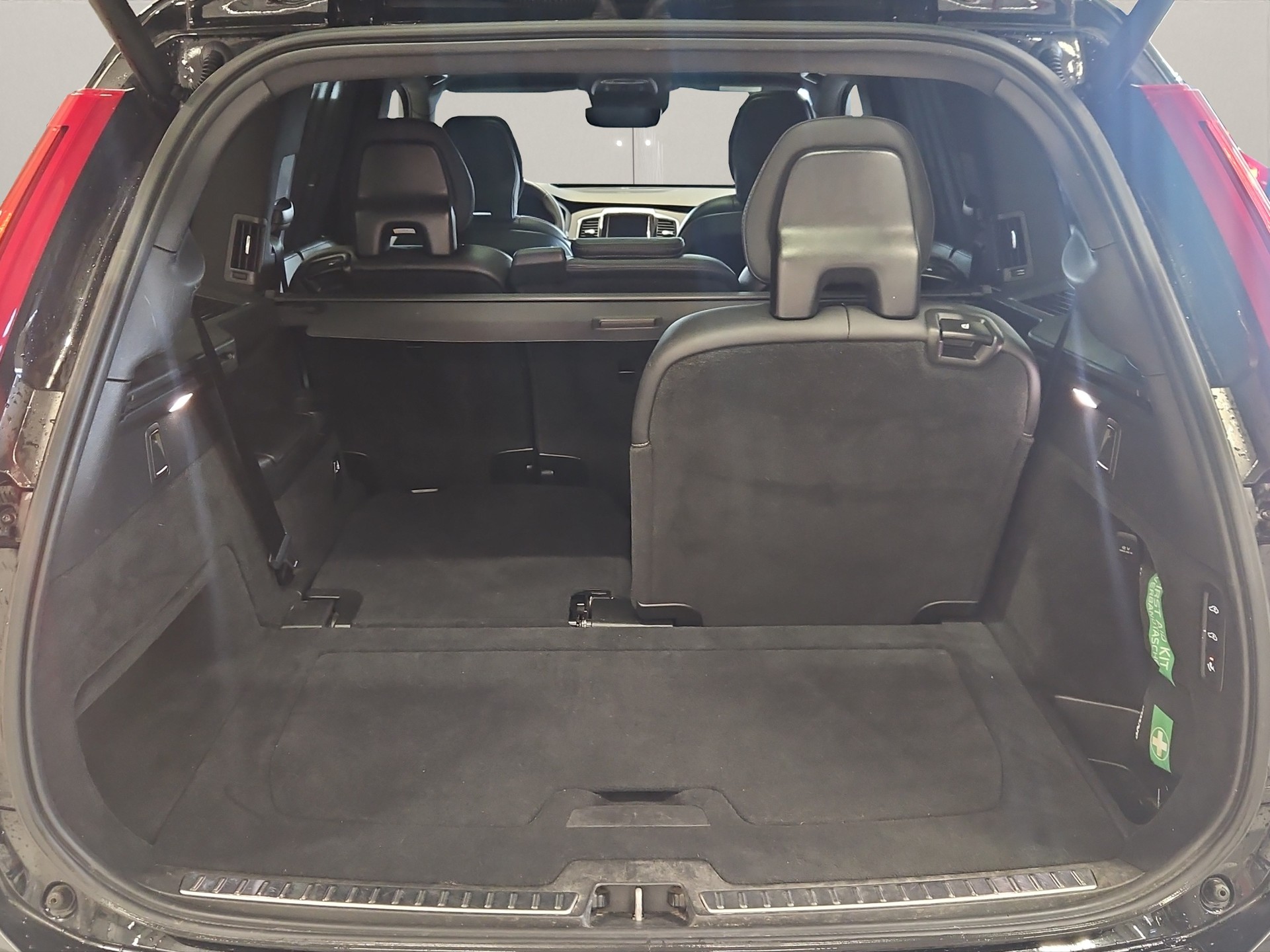 VOLVO XC90 2.0 B5 MH R-Design 7P. AWD-image-5
