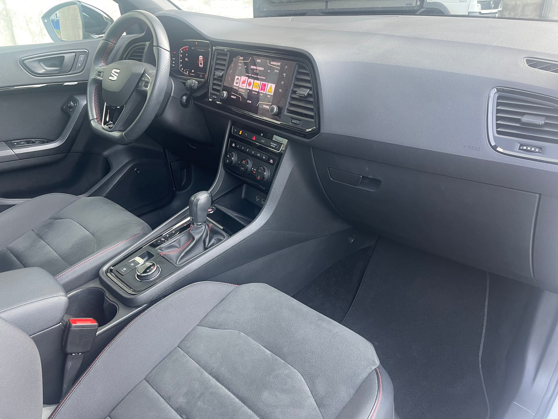 SEAT Ateca 1.5 TSI FR DSG-image-13