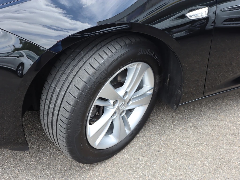 OPEL Insignia 2.0 CDTI Sports Tourer Elegance Automatic ** Teil-Leder ** Navi mit RF-Kamera **-image-12