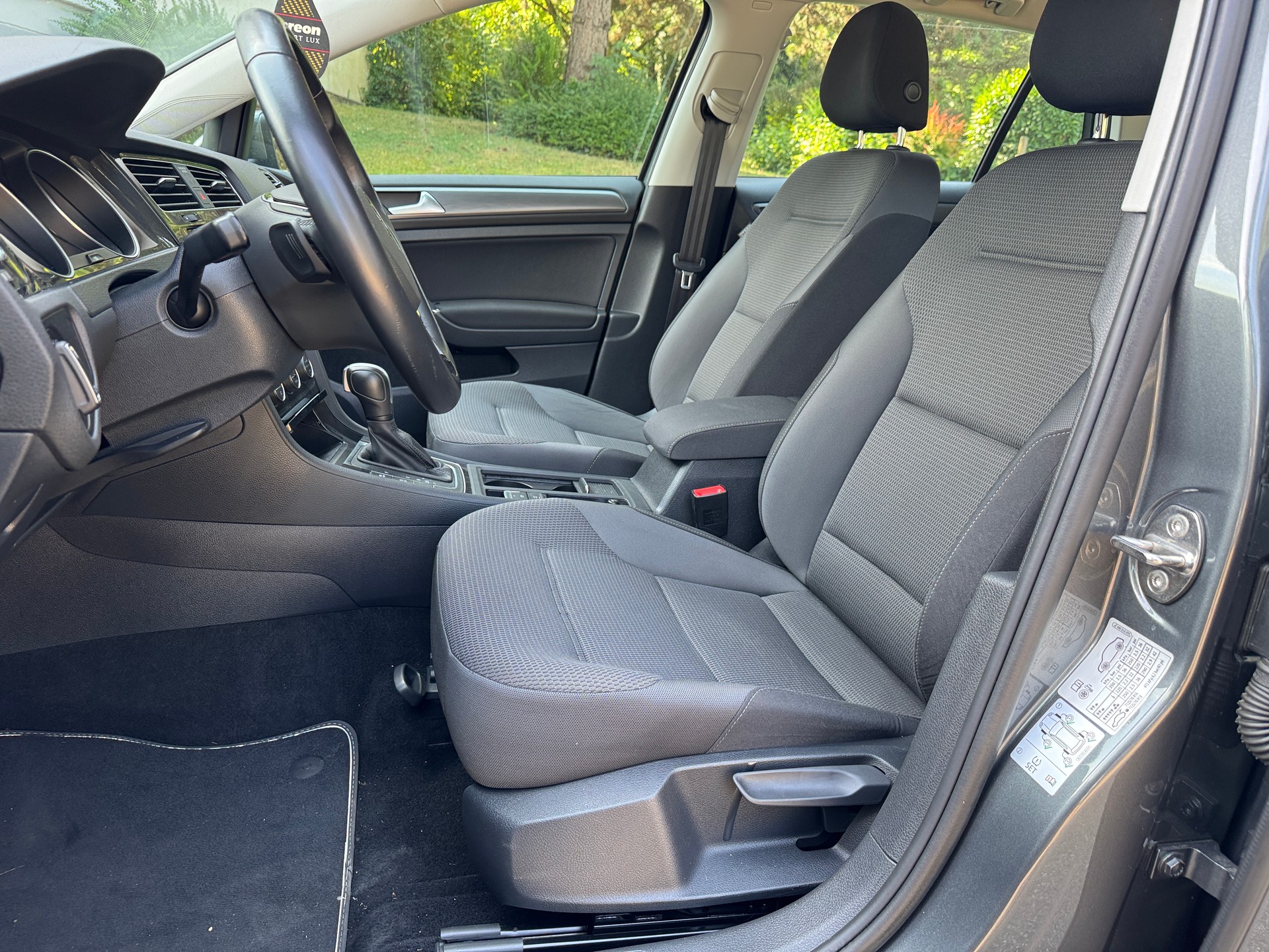 VW Golf 1.5 TSI EVO Comfortline DSG-image-8