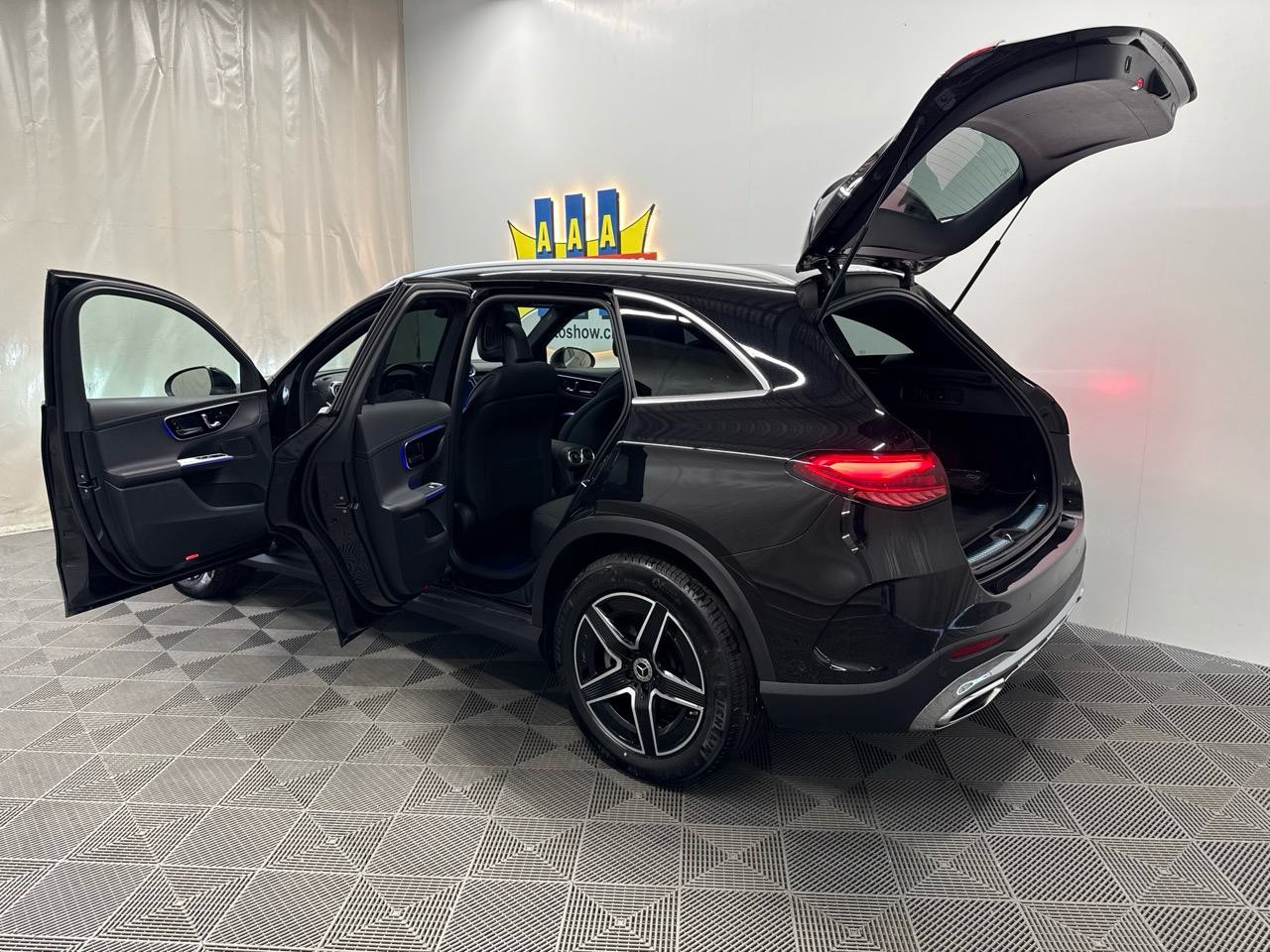 MERCEDES-BENZ GLC 220 d 4Matic AMG-image-13