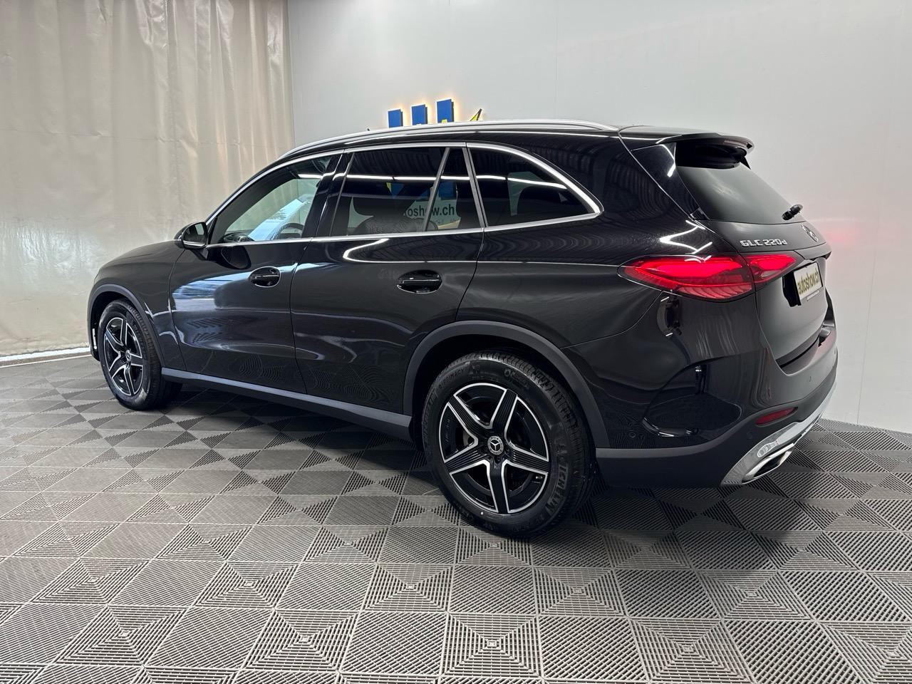 MERCEDES-BENZ GLC 220 d 4Matic AMG-image-1